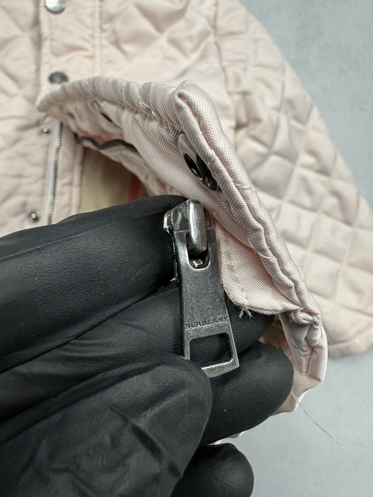 Burberry Burberry 3Y Children Quilted Jacket Nova Check Lining Pink Size XXS / US 00 / IT 34 - 9 Thumbnail