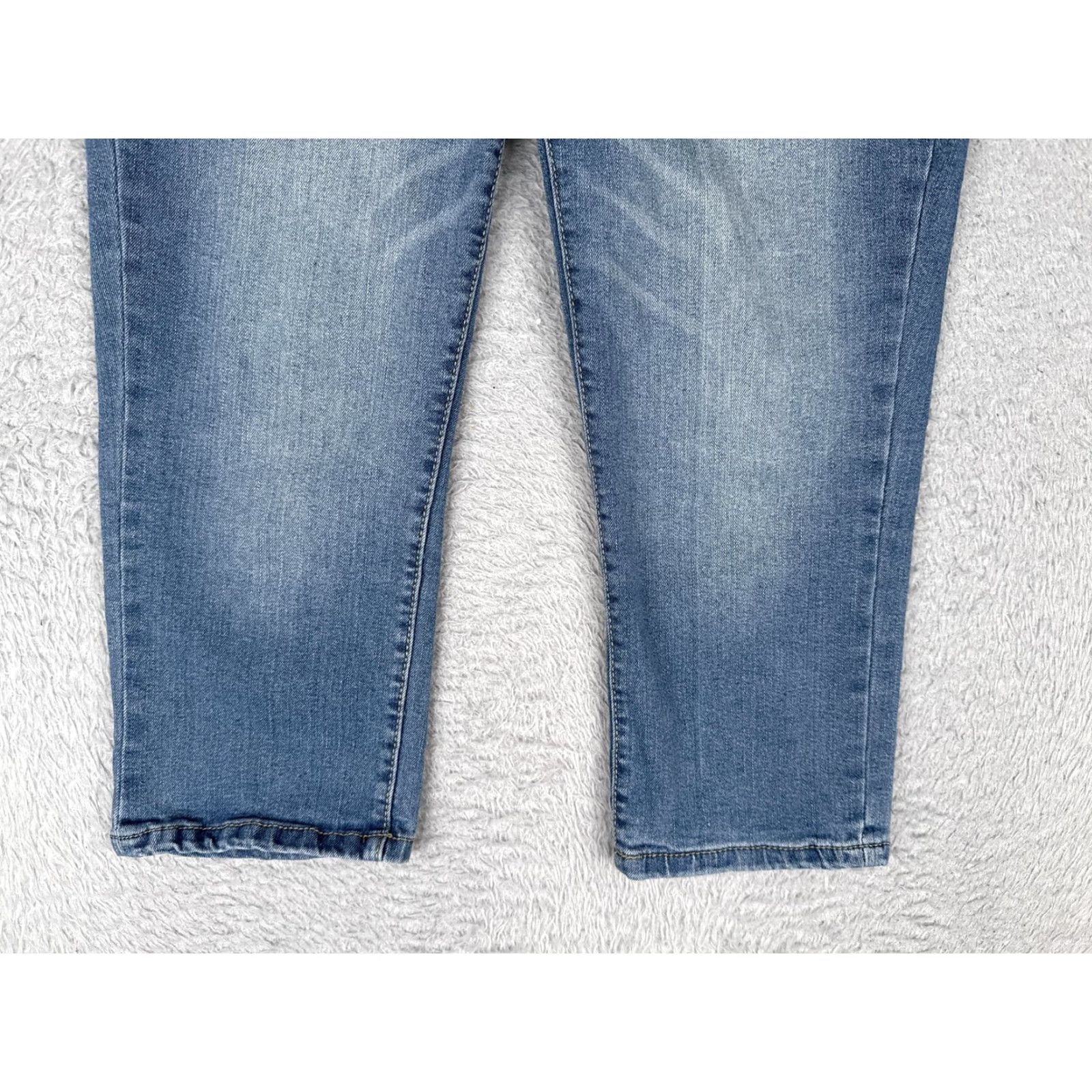 Vintage d.jeans Jeans Womens 6 Blue High Rise Button Fly Stretch Denim Cropped Capri 19L Size 28" / US 6 / IT 42 - 2 Thumbnail