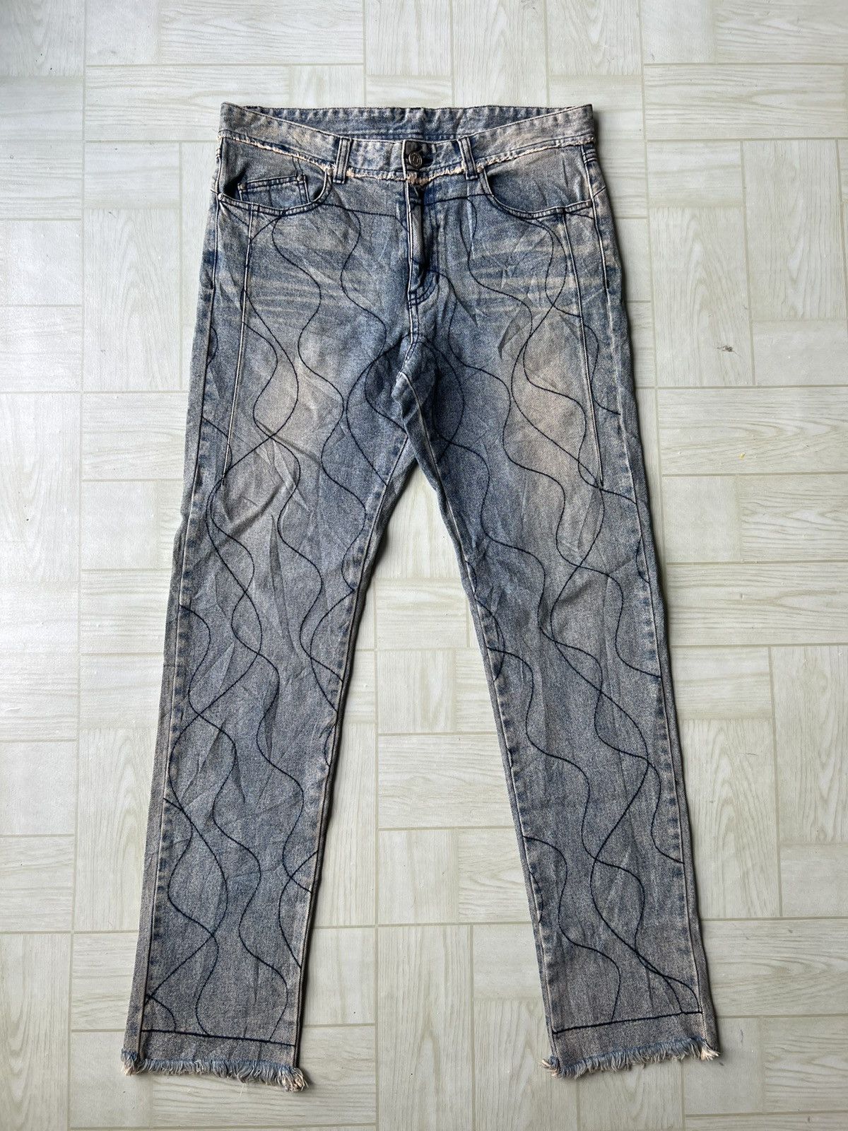 Wooyoungmi ARCHIVE FW18 Wooyoungmi Wave Cut Raw Hem Distressed Denim Size US 34 / EU 50 - 1 Thumbnail