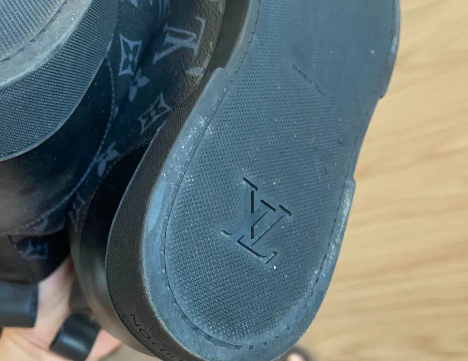 Louis Vuitton Louis Vuitton Stylish Black Casual Sneakers -2508 Size US 9.5 / EU 42-43 - 7 Thumbnail