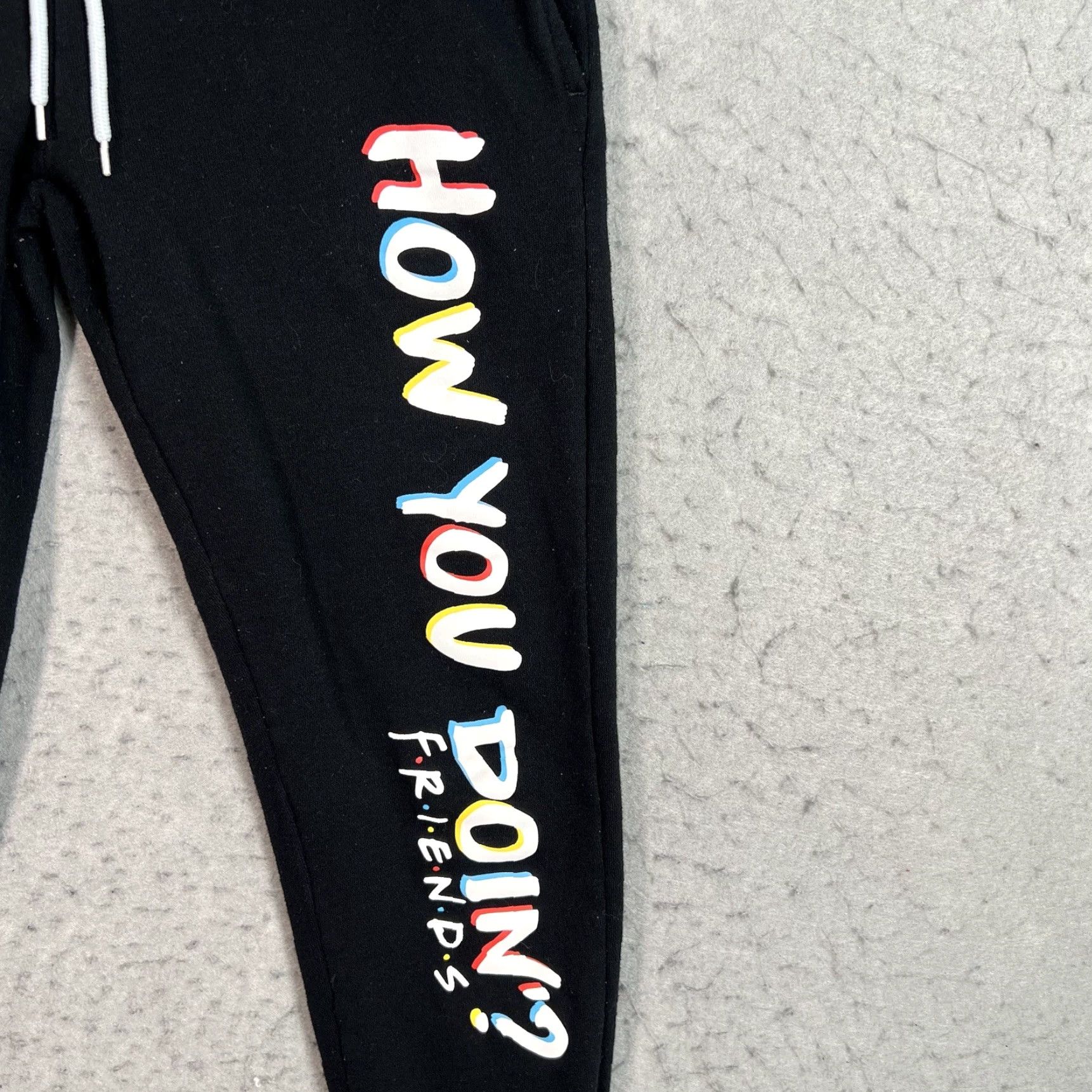Vintage VINTAGE Friends Drawstring Black Sweatpants Womens XS Jogger How You Doin Promo Pants Size 26" / US 2 / IT 38 - 6 Thumbnail