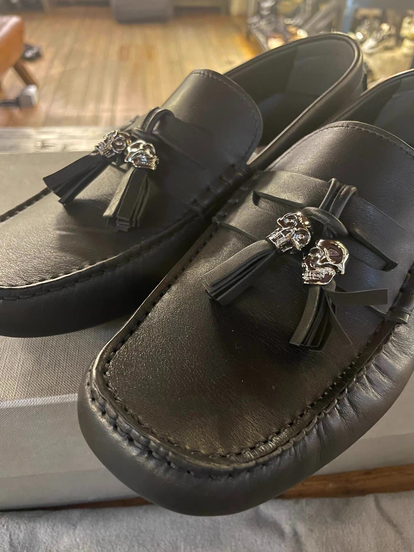 Alexander McQueen Alexander McQueen Calfskin Fringed Skull Driving ShoesＱ25 Size US 8 / EU 41 - 4 Thumbnail