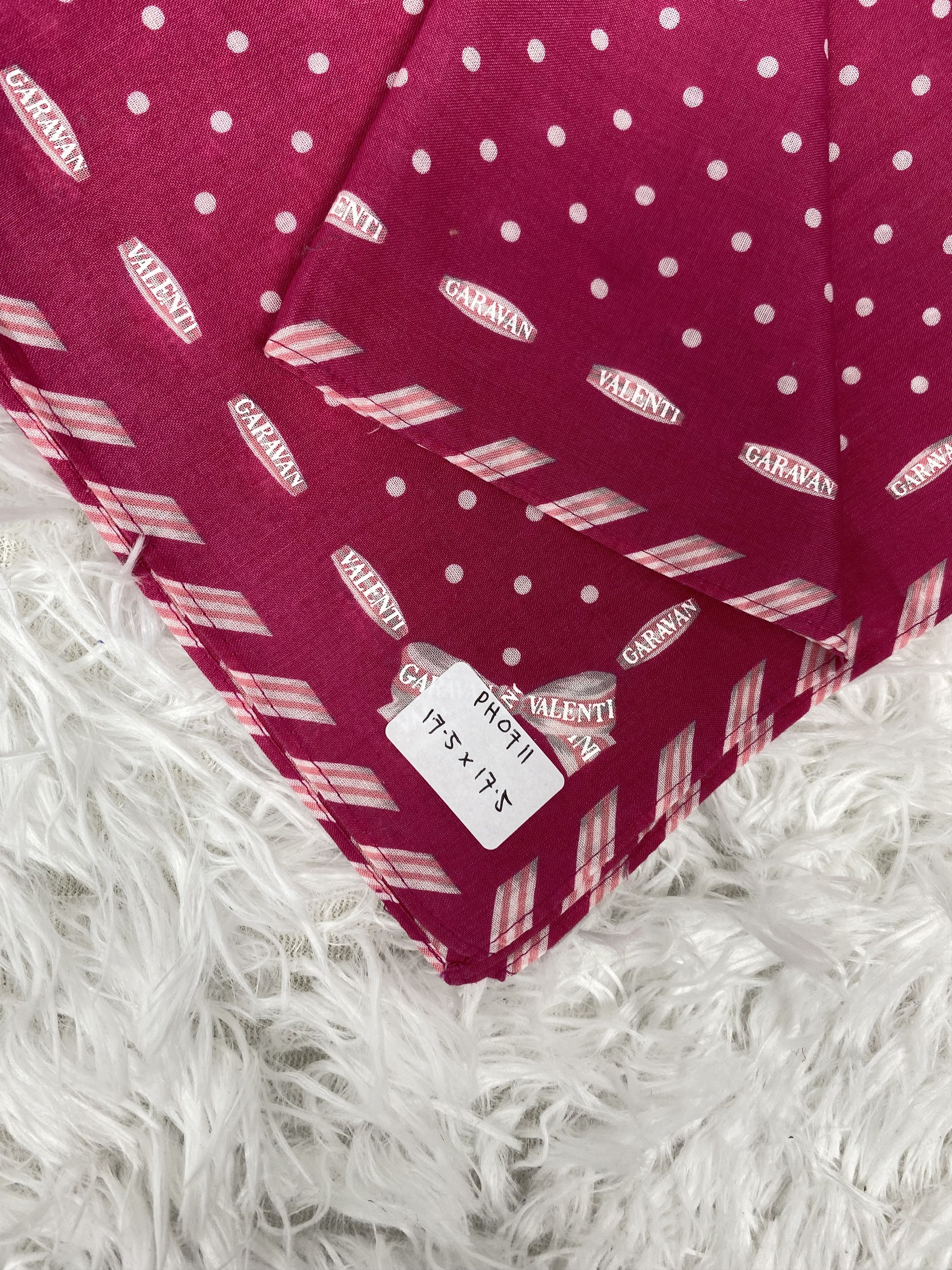 Valentino × Vintage Vintage Valentino Garavani Handkerchief Neckerchief PH0711 Size ONE SIZE - 2 Thumbnail