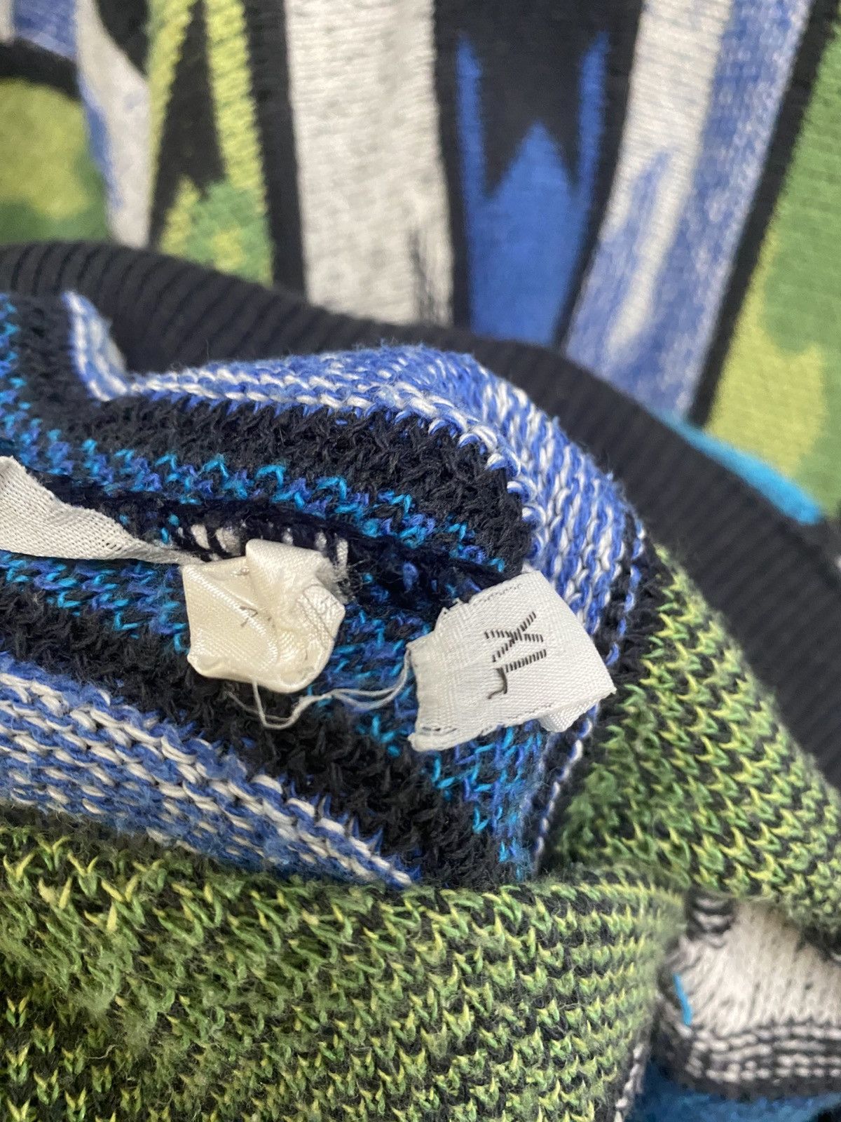 Vintage Vintage Tre Castelli Coogi Style 3D Knit Sweater Made Italy Size US XL / EU 56 / 4 - 11 Thumbnail