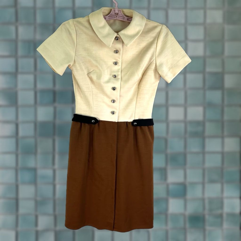 Vintage Vintage 60's Dress Button Top Size S Ivory/Brown Poly Size 4XL / US 24-26 - 1 Thumbnail