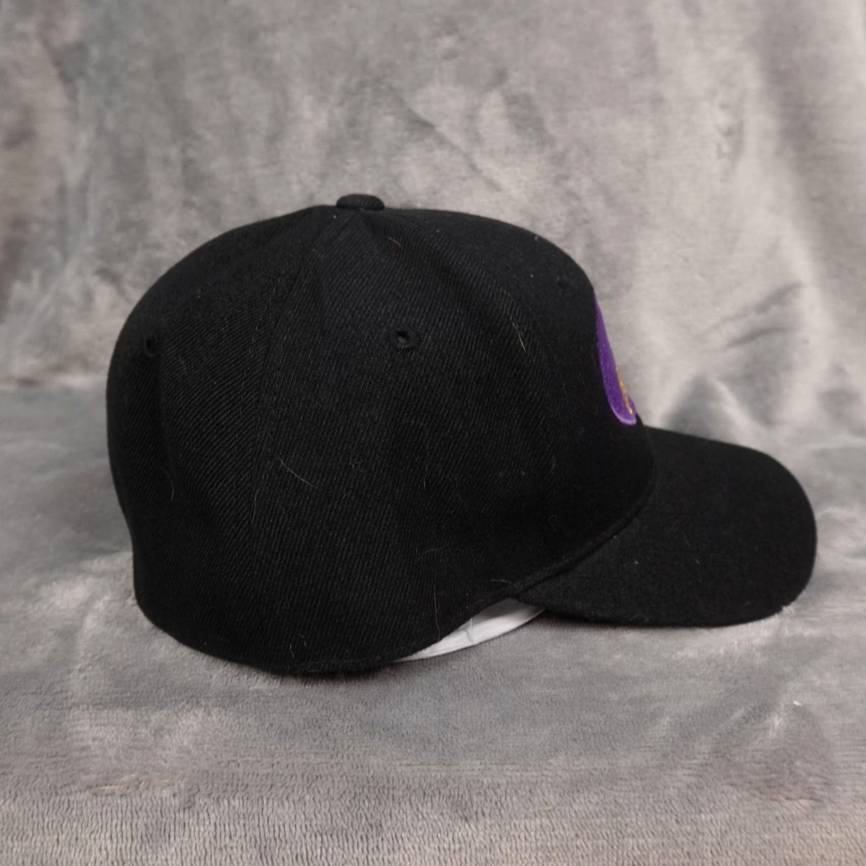 Logo 7 Crown Royal Hat Cap Fitted Mens Black Purple Embroidered Logo Whiskey 7 1/2 Size ONE SIZE - 4 Thumbnail