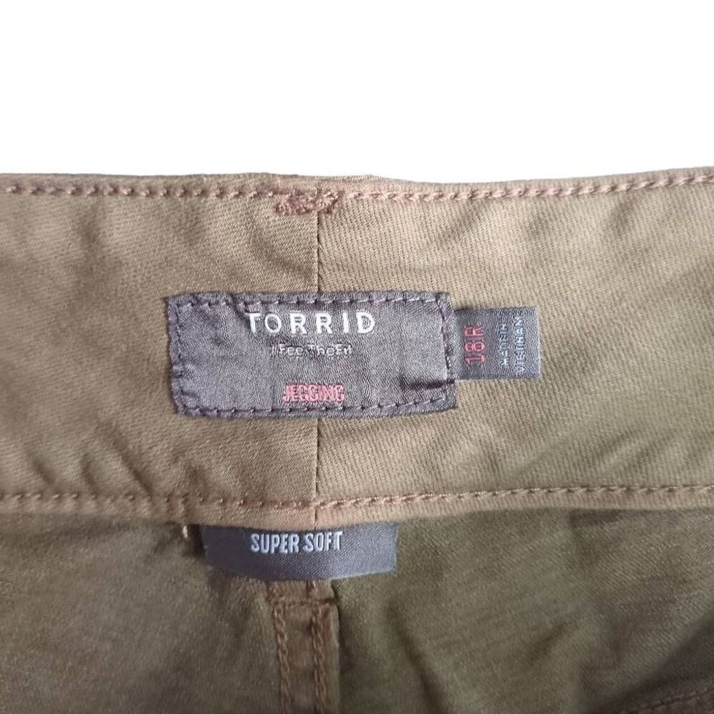 Torrid Torrid Women's Super Soft Jegging Tan Subtle Snake Reptile Size 38" / US 16 / IT 52 - 4 Thumbnail