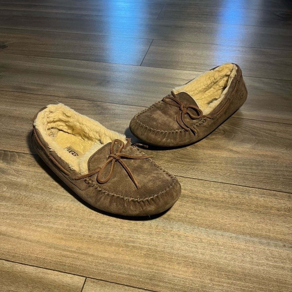 Ugg house shoes discount