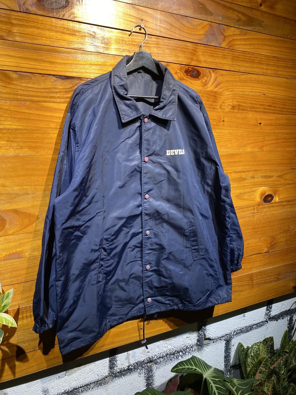 Vintage Vintage DEVILS Navy Coach Jacket – Graphic Print Size US XL / EU 56 / 4 - 5 Thumbnail
