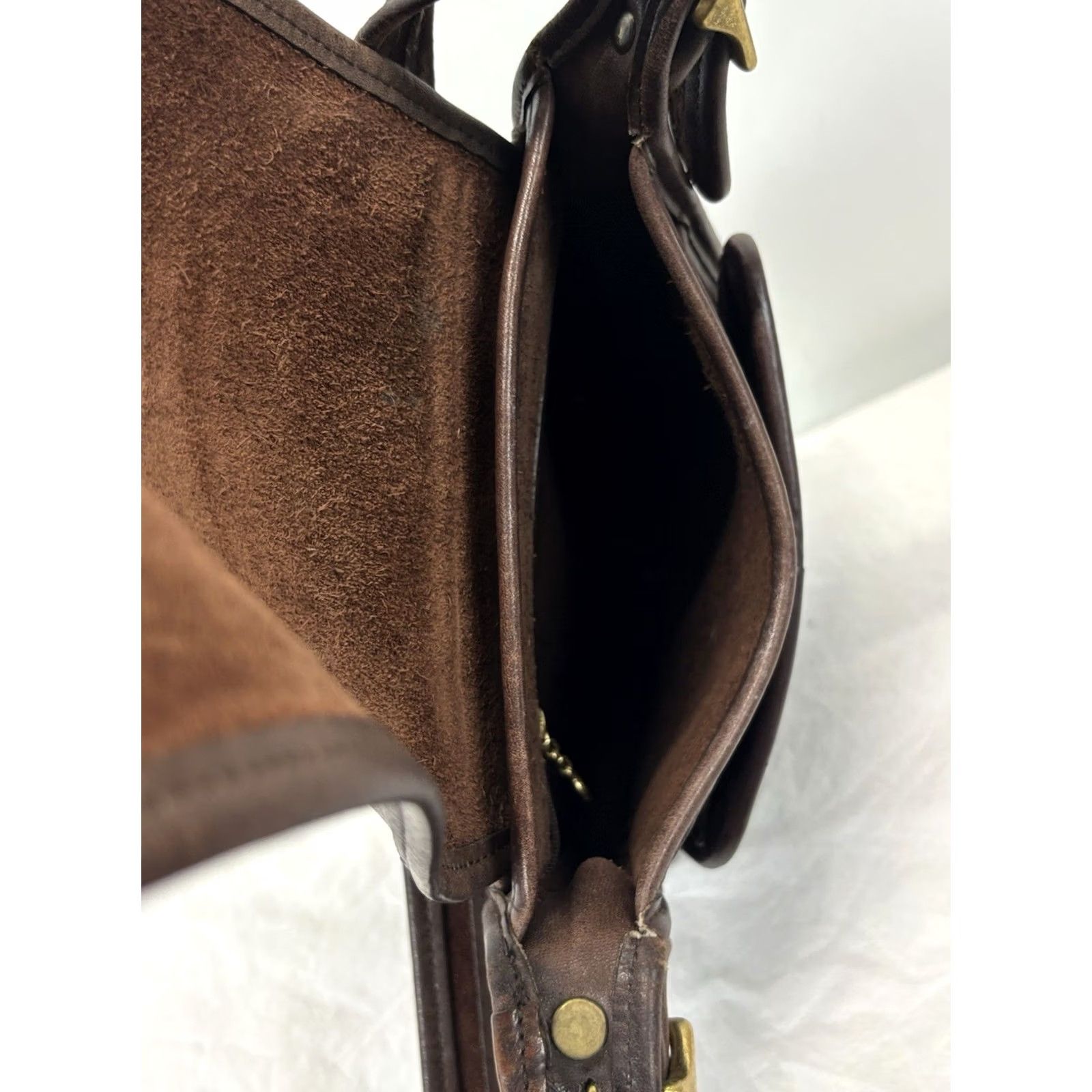 Coach VINTAGE Coach Legacy Crossbody Bag Dark Brown Leather 8in 3in Pregnancy? (image shows Classic) Size ONE SIZE - 6 Thumbnail