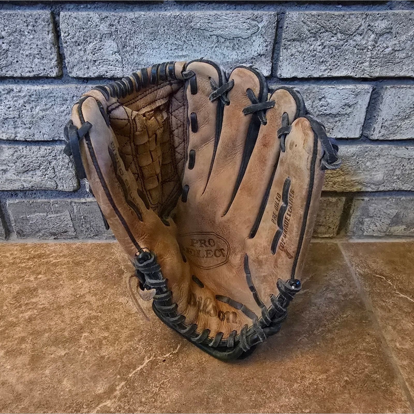 Other Black Brown | WILSON | Pro Select A2476 Glove Size ONE SIZE - 3 Thumbnail