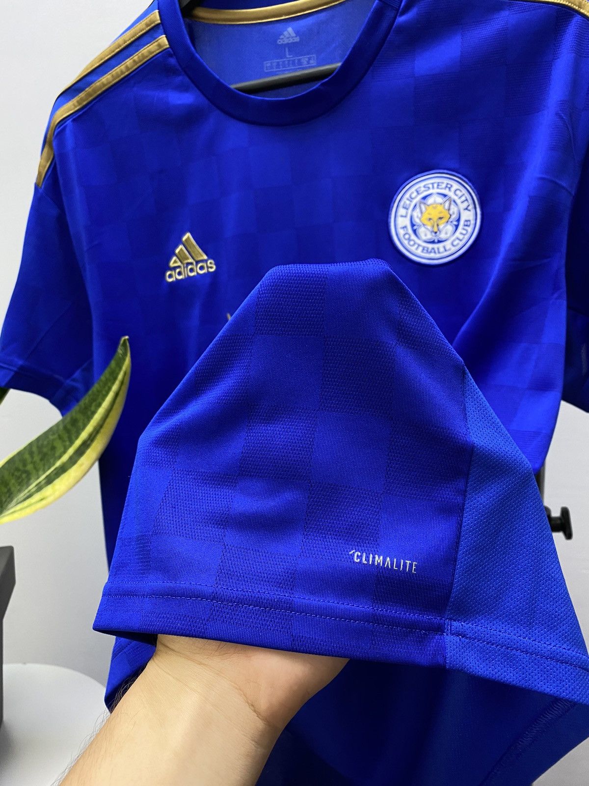 Adidas Leicester City 2019-2020 Home Soccer Jersey Football Shirt Size US L / EU 52-54 / 3 - 8 Thumbnail