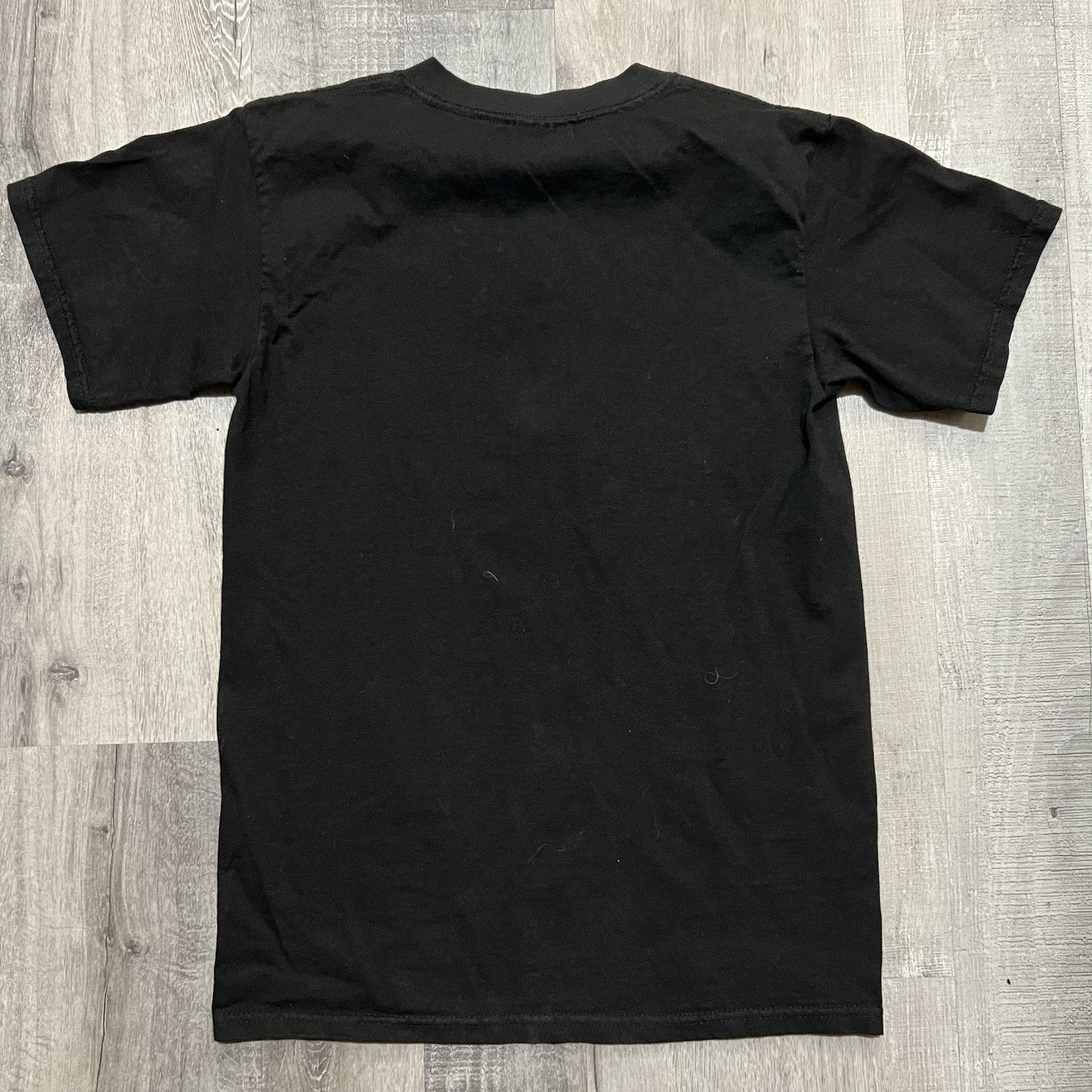Gildan Japonize Elephants From Zorlock Land Of The Lost T Shirt S Size US S / EU 44-46 / 1 - 2 Thumbnail