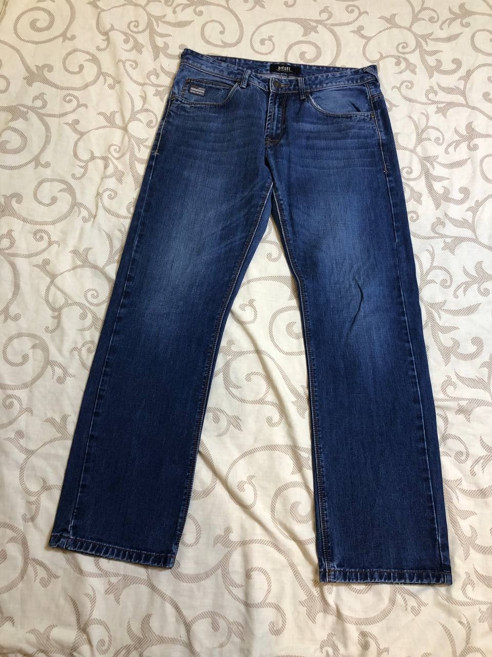 Diesel Diesel Straight Fit Denim Jeans Wash (Approx W32 x L30) Size US 32 / EU 48 - 1 Thumbnail