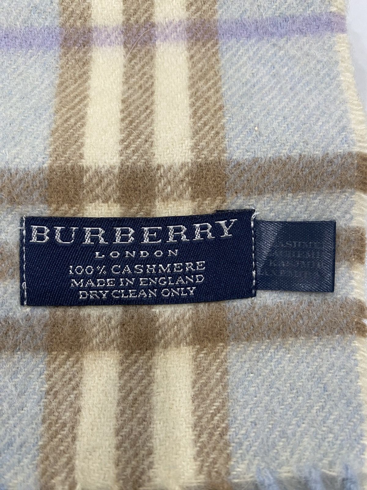 Burberry Burberrys Made In England (code:A) Size ONE SIZE - 2 Thumbnail