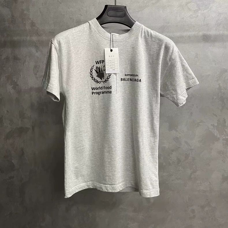 Balenciaga Balenciaga Grey WFP logo printed crew neck pullover short Size US XXS / EU 40 - 1 Thumbnail