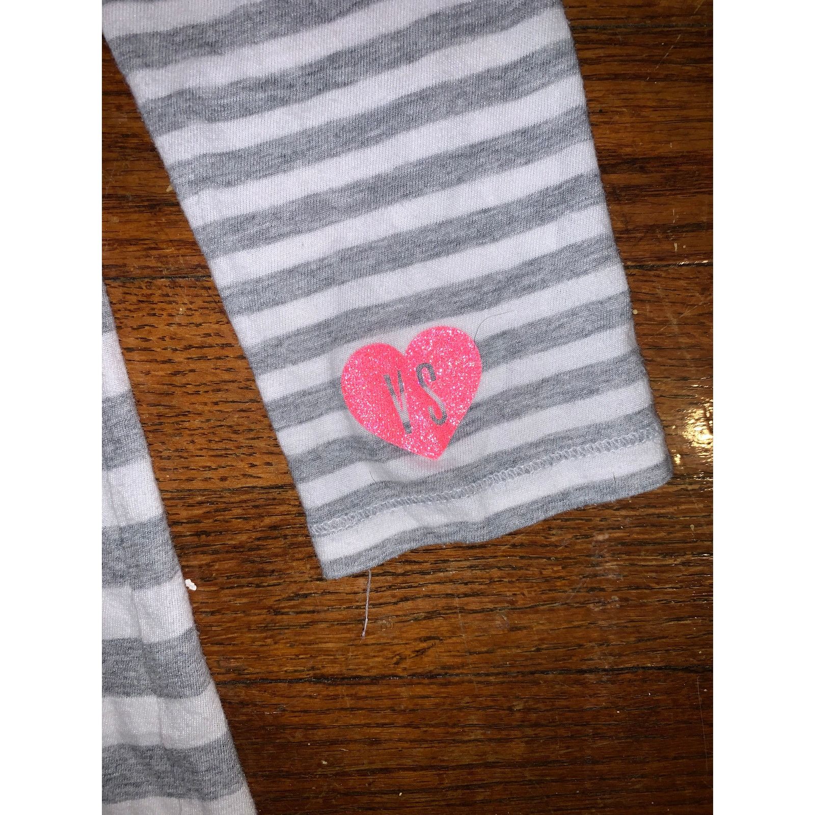 Victoria's Secret Victoria’s Secret LOVE Sleep Shirt Pink Gray Stripe LS Size S / US 4 / IT 40 - 5 Thumbnail