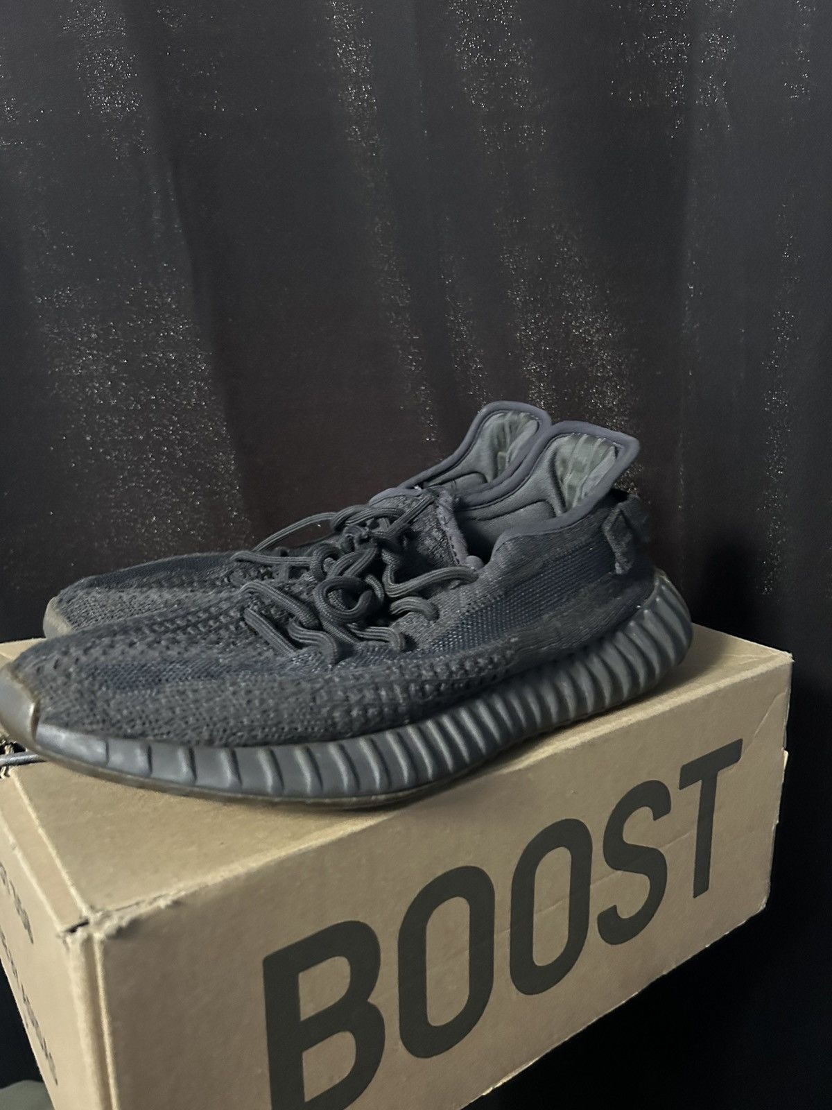 Yeezy Yeezy 350 cinder Size US 8 / EU 41 - 2 Thumbnail