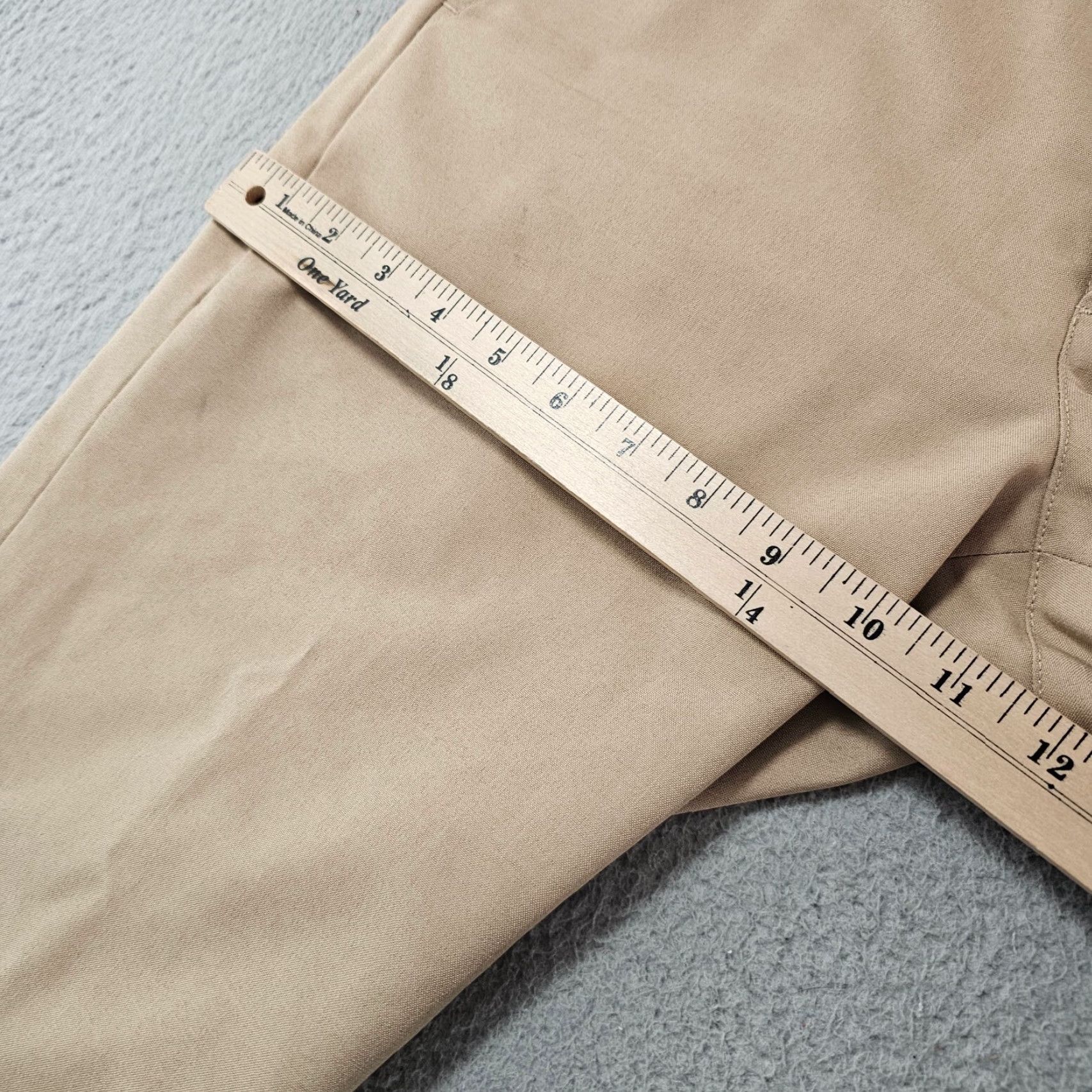 Vintage Bluffworks Pants Mens 31x27.5 Khaki Regular Chino Flat Front 100% Polyester Slim Fit Casual Workwear Modern Mens Regular Size US 31 - 7 Thumbnail