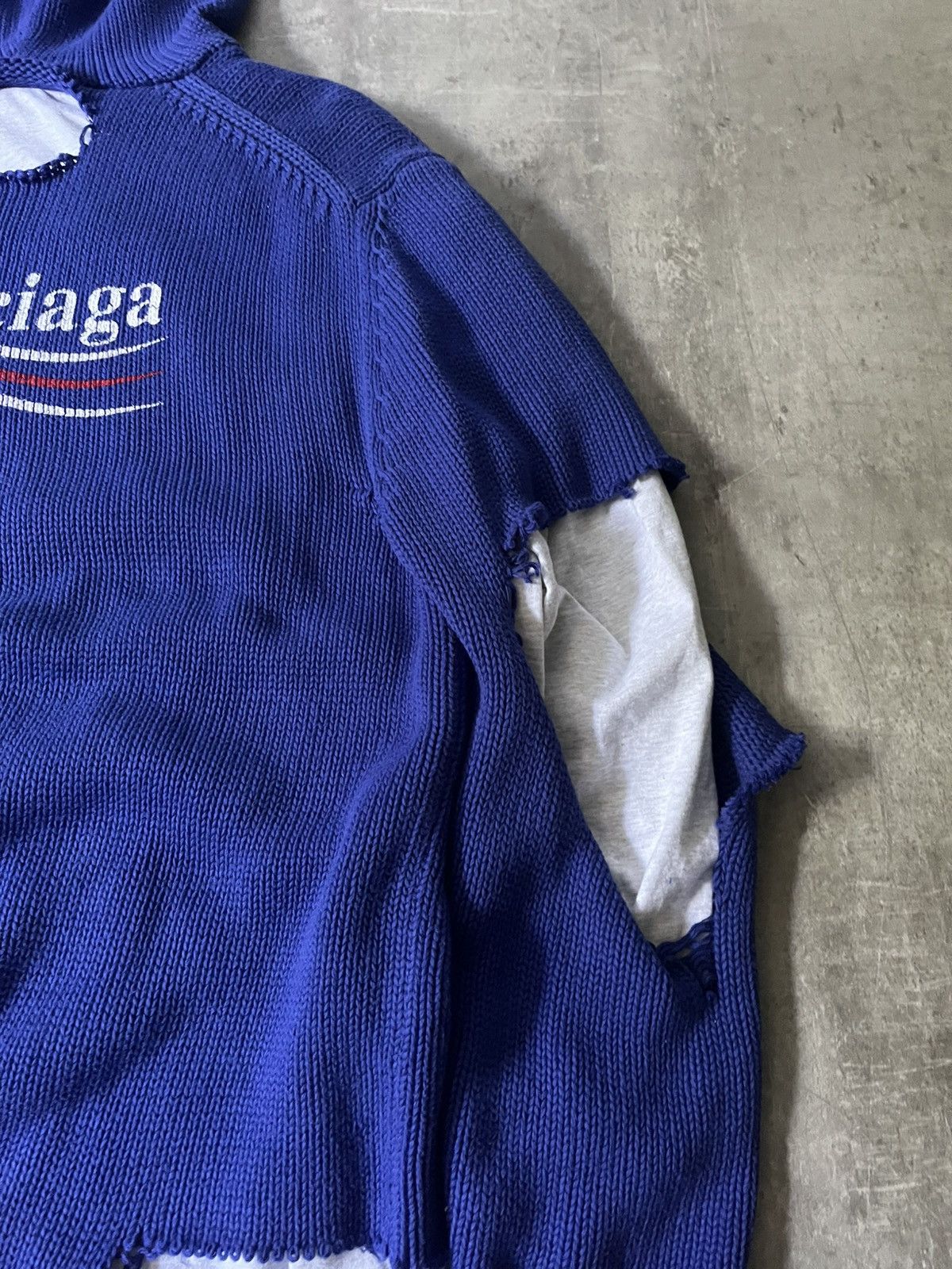 Balenciaga Balenciaga F/W 21 Political Campaign distressed sweater Size US S / EU 44-46 / 1 - 10 Thumbnail