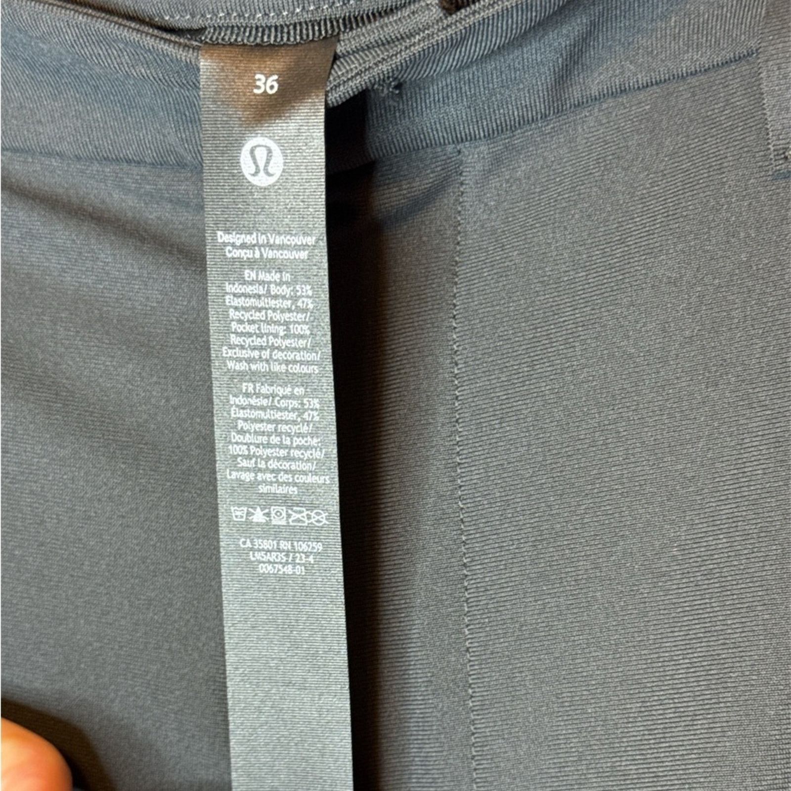 Lululemon NWOT Lululemon ABC Classic-Fit 5Pkt Pants Trouser Size US 36 / EU 52 - 14 Thumbnail