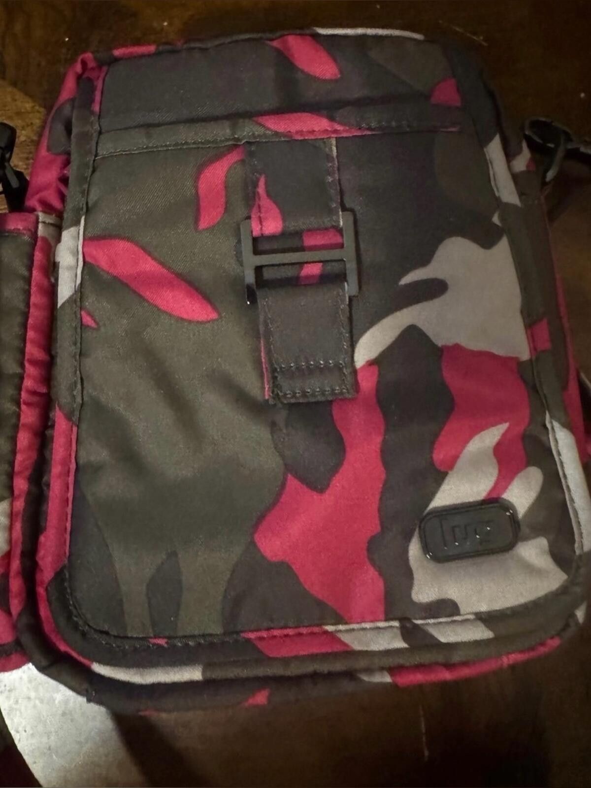 Lugz LUG Infinity Can Can Small Pink Camouflage Crossbody Size ONE SIZE - 2 Thumbnail
