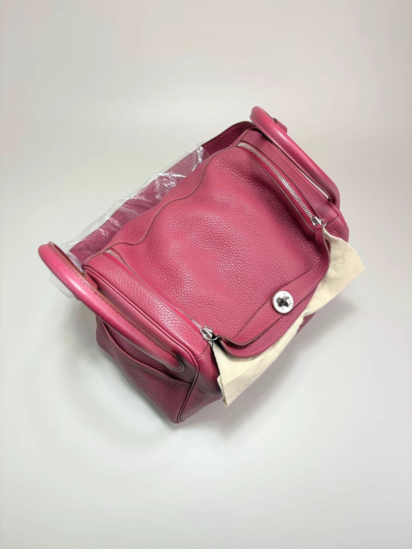Hermes HERMES Lindy 30 Ruby Red Shoulder Bag K1 Size ONE SIZE - 4 Thumbnail