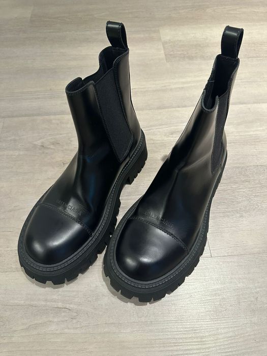 Balenciaga Balenciaga Tractor Boots Grailed