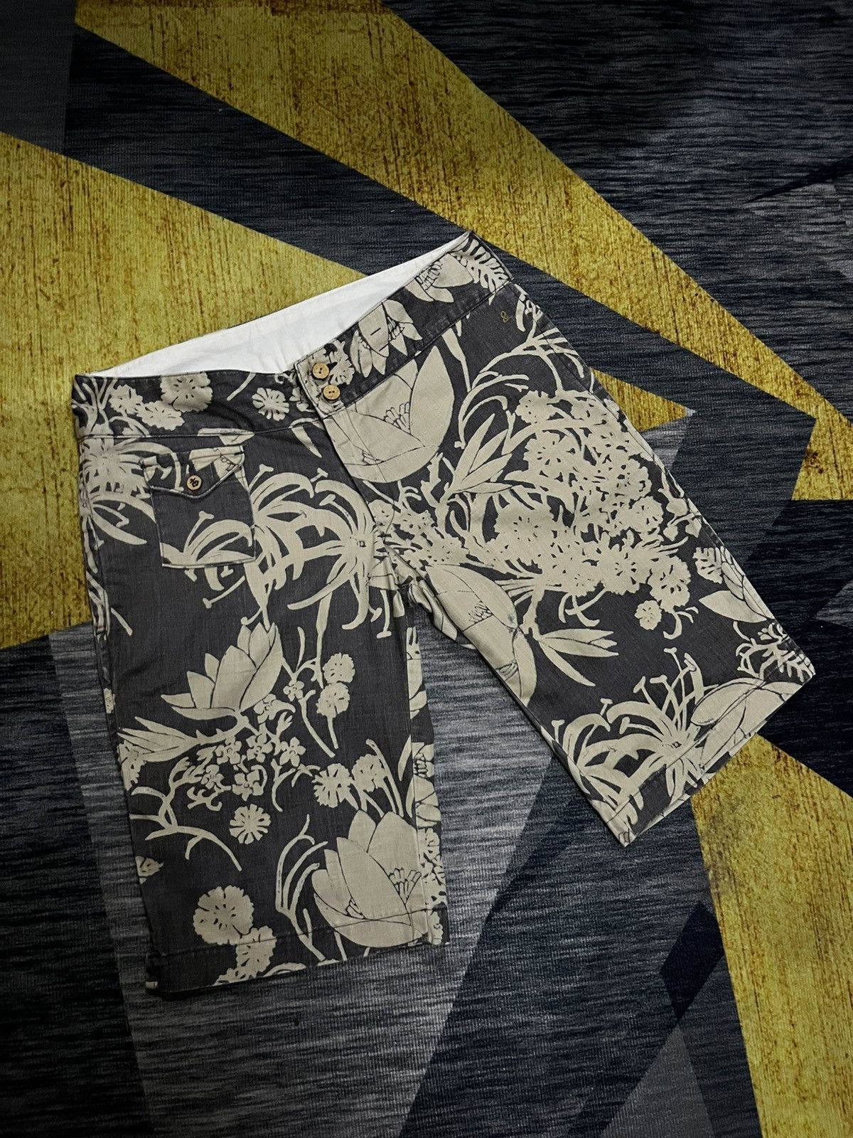 45rpm 2000s aloha motif shorts #D3 Size US 31 - 8 Thumbnail