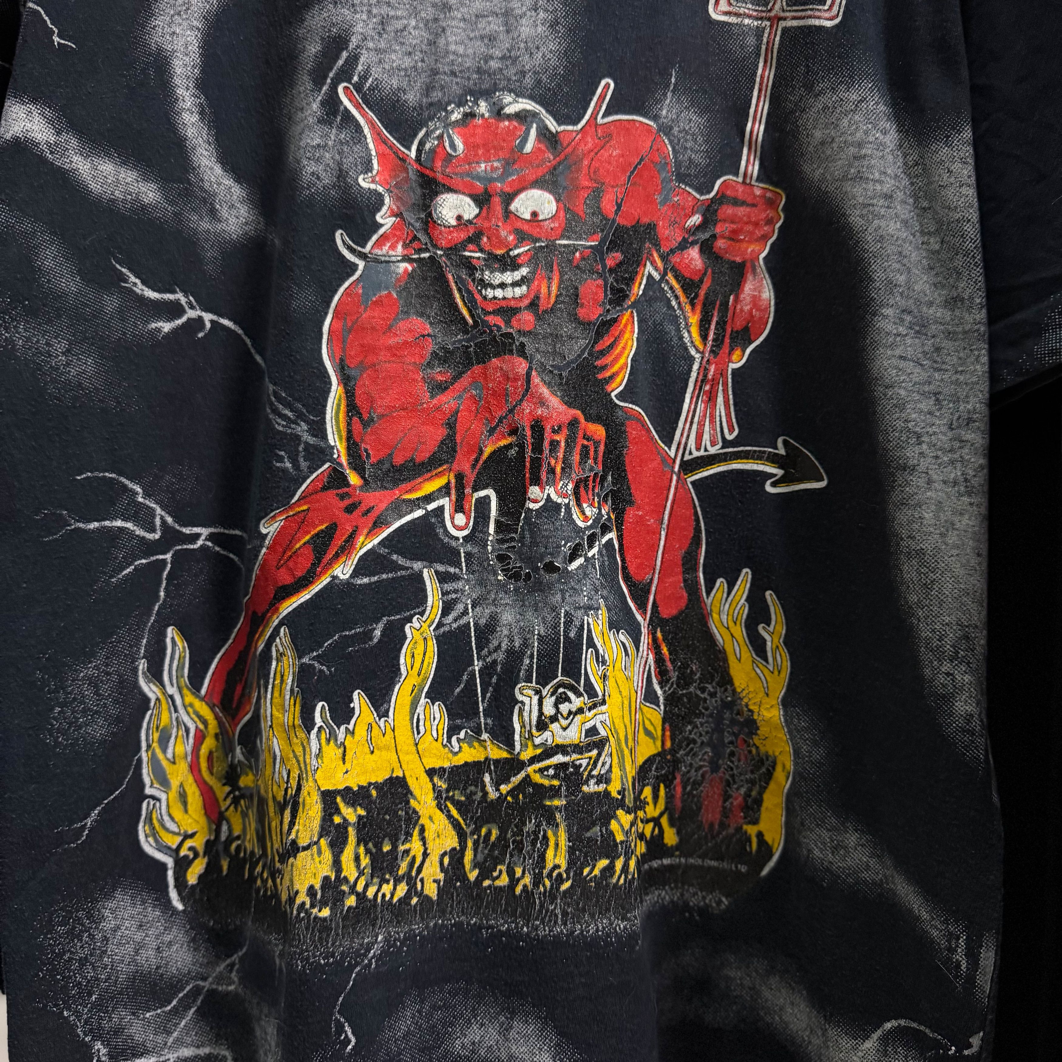 Band Tees 1992 Vintage Iron Maiden Devil European All Over Print Tee Size US XL / EU 56 / 4 - 3 Thumbnail