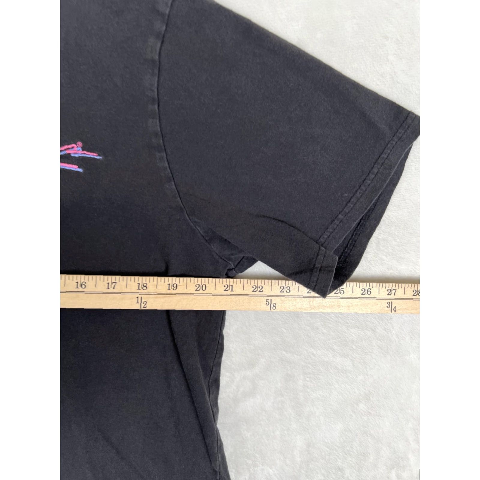 Levi's Levi's 501 T-Shirt Mens Large Black Neon Logo Graphic Retro Relaxed Fit Size US L / EU 52-54 / 3 - 6 Thumbnail
