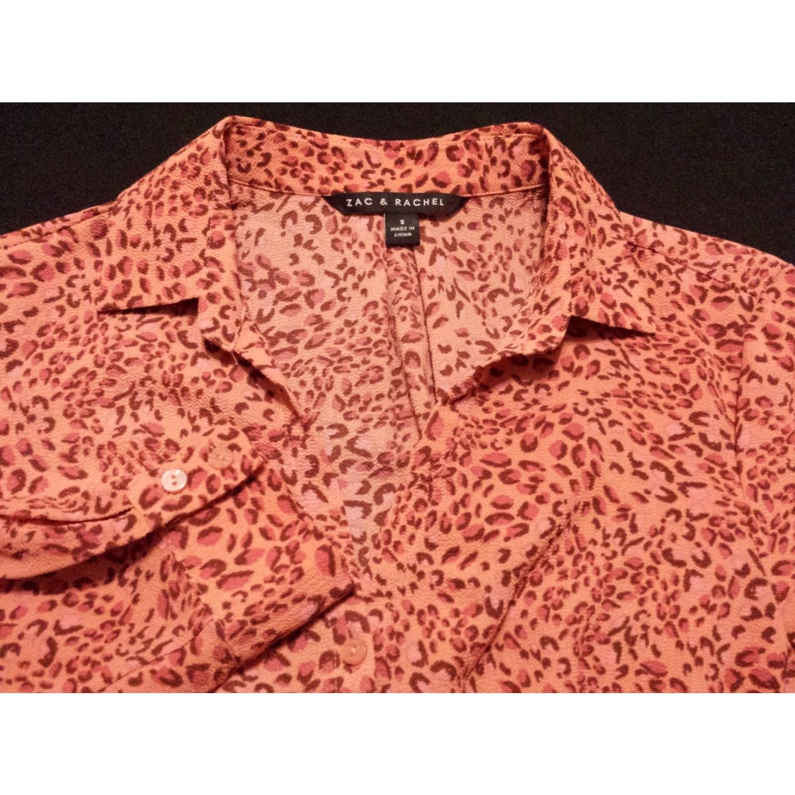 Vintage Zac & Rachel Womens Small Shirt Long Sleeve Collared Pink Animal Print V-Neck Size S / US 4 / IT 40 - 2 Thumbnail