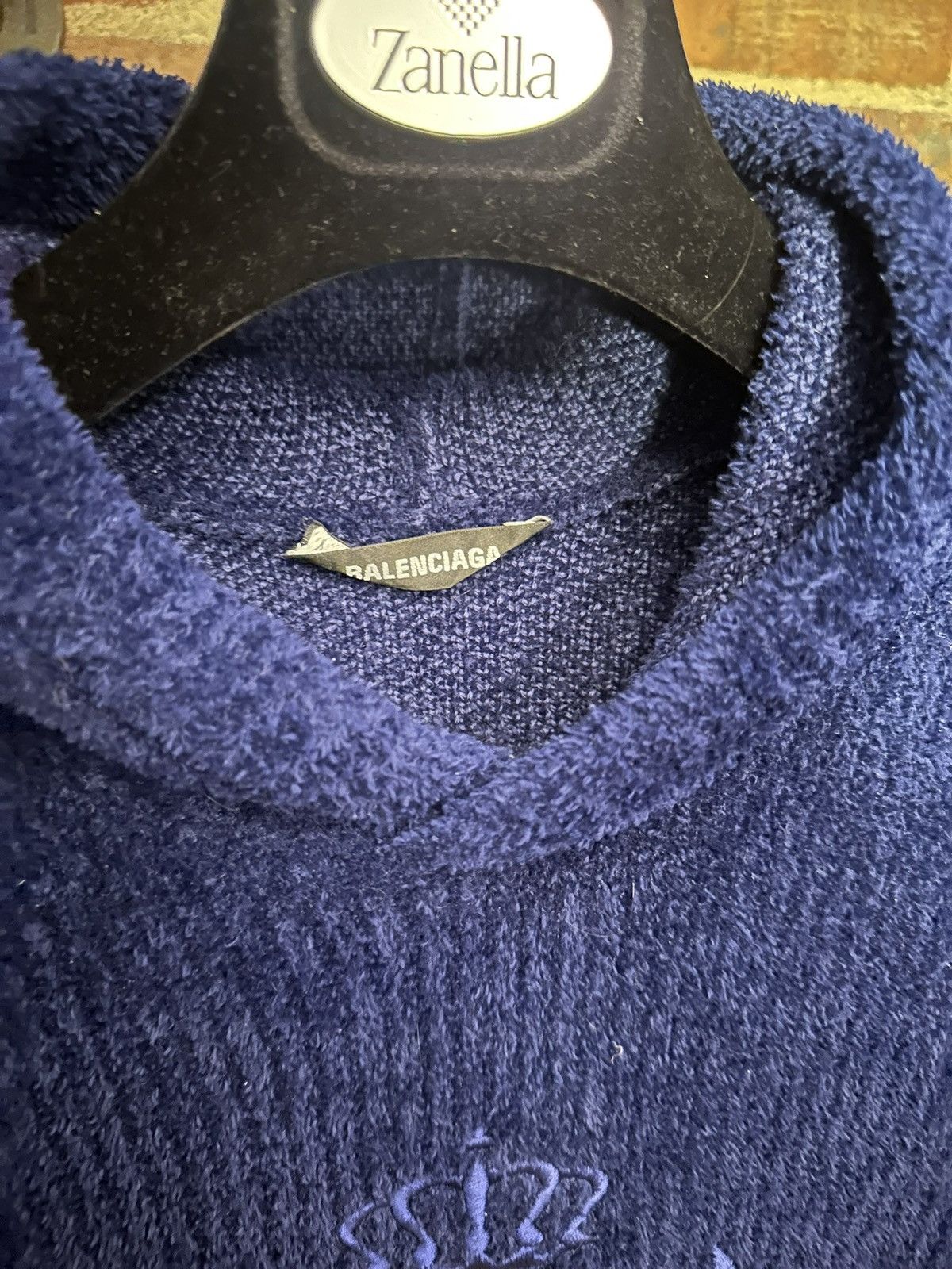 Balenciaga SS/21 Runway Fluffy BB Laurel Hoodie (Towel/Robe) Size US XS / EU 42 / 0 - 5 Thumbnail