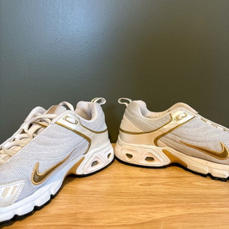 Nike Nike BRS 1000 Max Air White Gold 2007 Athletic Shoes 8.5 Size US 8.5 / IT 38.5 - 7 Thumbnail