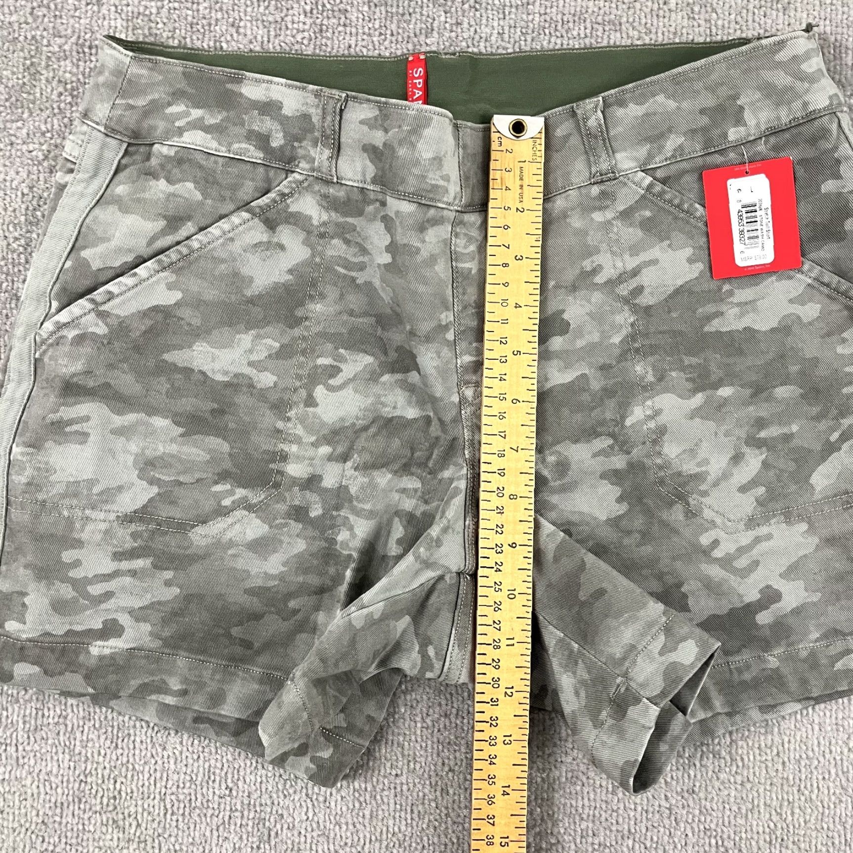 Spanx Spanx Stretch Twill Shorts Womens L / 5" Stone Wash Camouflage Gray Pull On Size 36" / US 14 / IT 50 - 7 Thumbnail