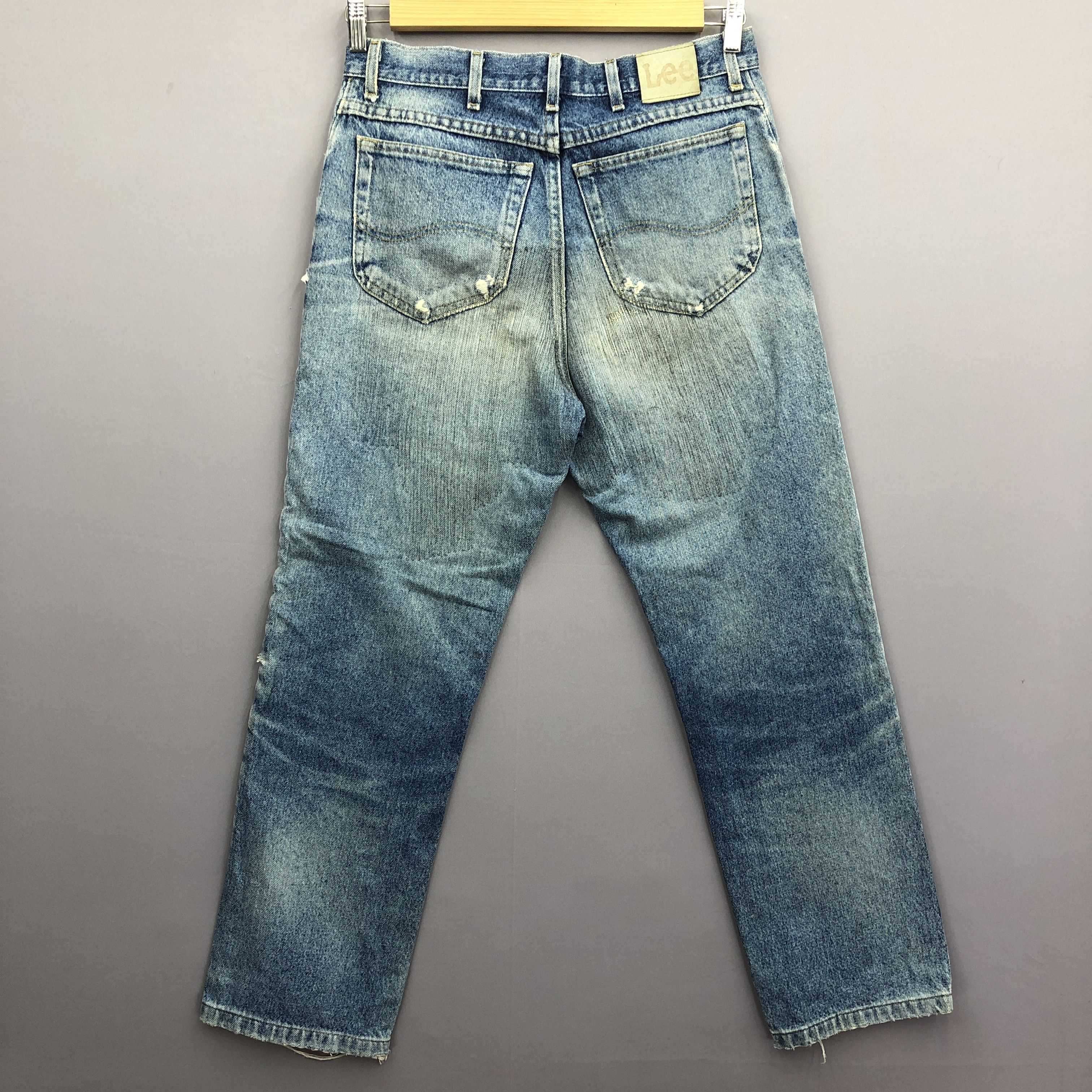 Jean × Lee × Vintage Vintage Lee Riders Distressed Jeans Faded Light Wash Denim Size US 30 / EU 46 - 2 Thumbnail