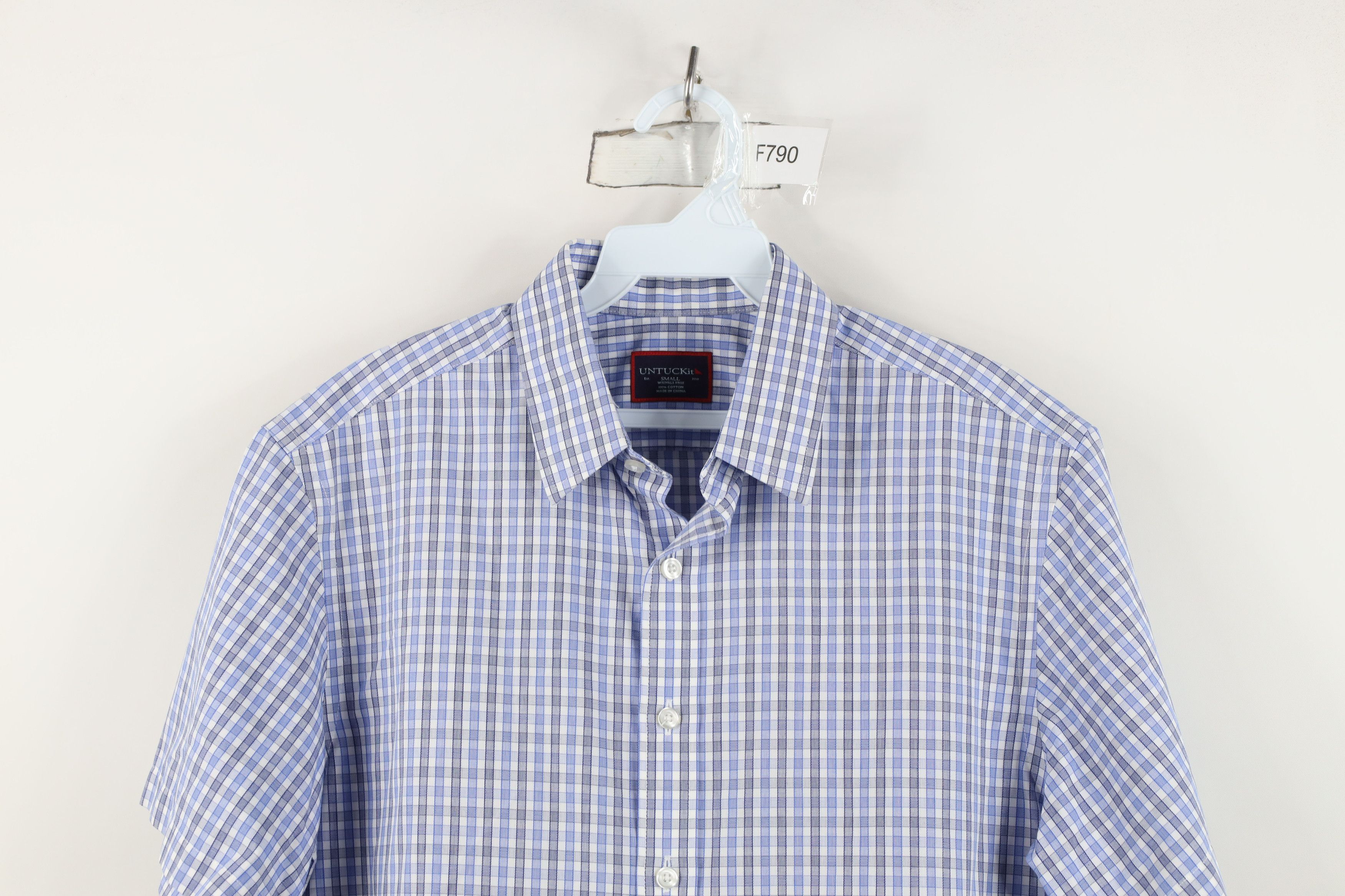 UNTUCKit Untuckit Free Short Sleeve Collared Button Shirt Blue Plaid Size US S / EU 44-46 / 1 - 2 Thumbnail