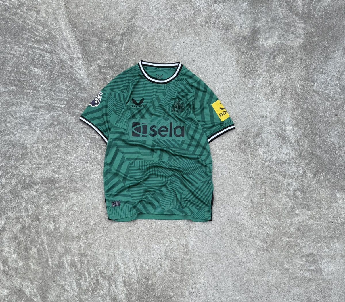 Other Vintage Newcastle United soccer streetwear football t-shirt Size US XL / EU 56 / 4 - 1 Thumbnail