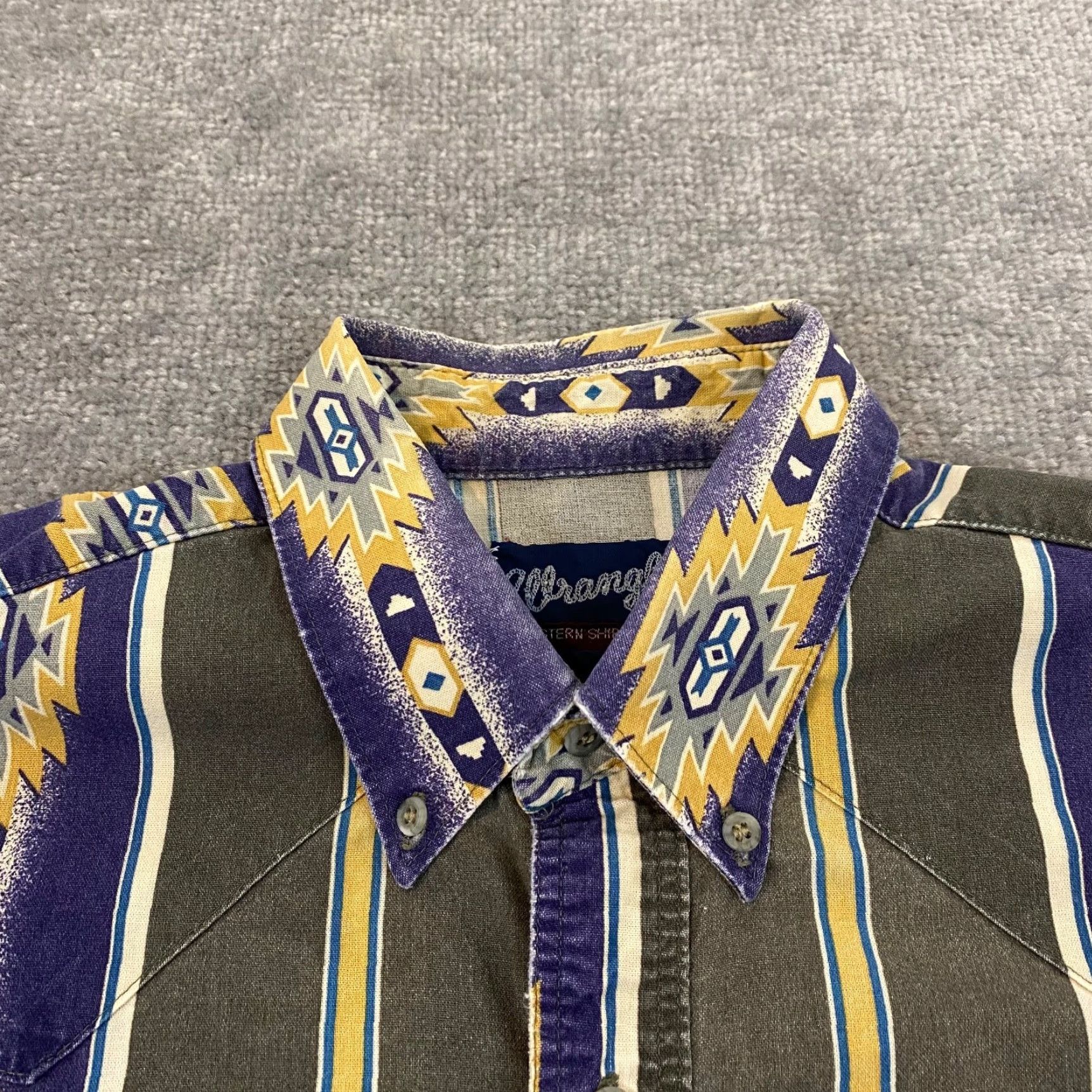 Wrangler WRANGLER Shirt Mens Large Southwestern Aztec Rodeo Rockability Button Down L/S Size US L / EU 52-54 / 3 - 2 Thumbnail