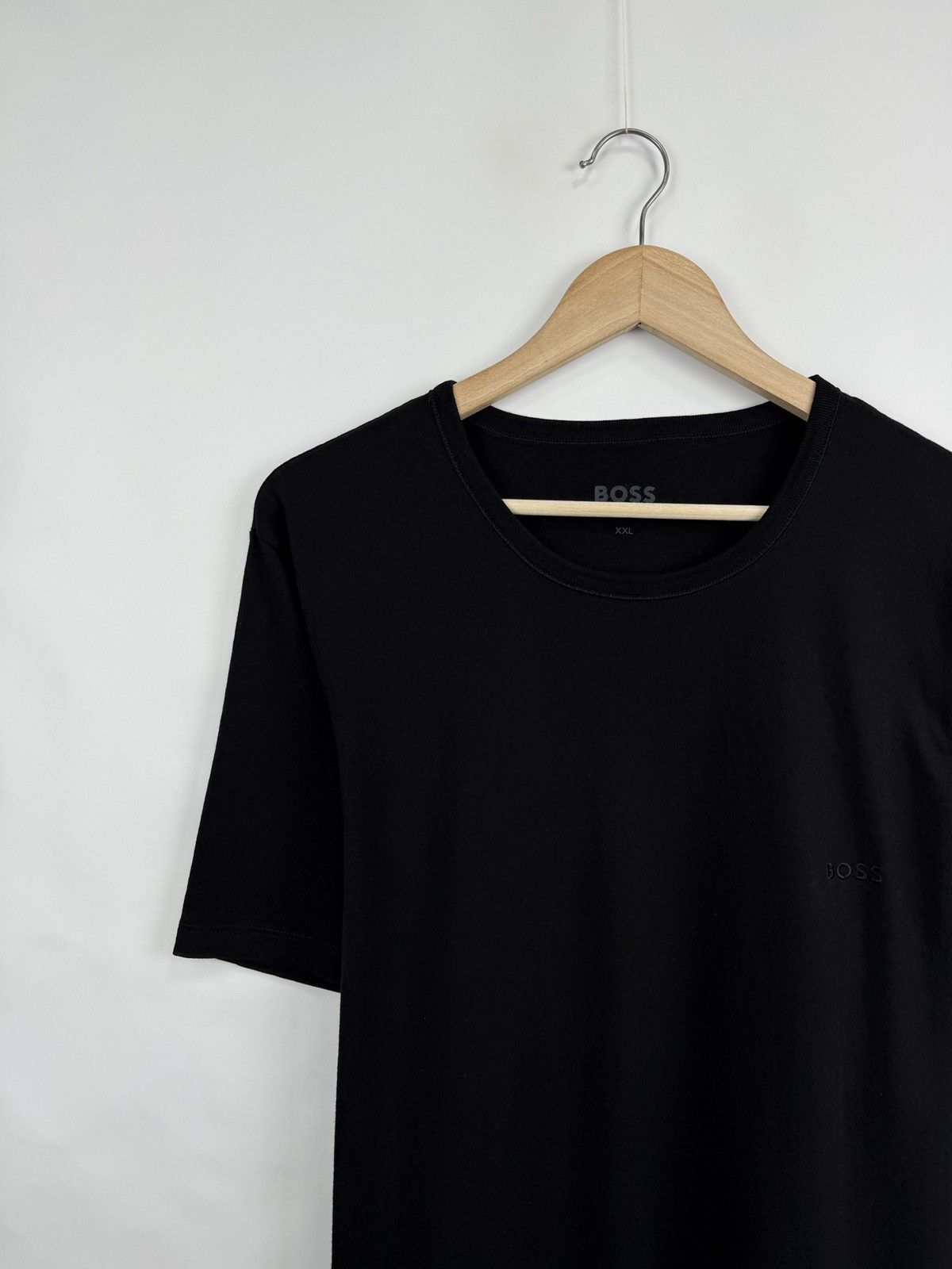Hugo Boss 🇮🇹 Hugo Boss Luxury Classic T-Shirt Retro Rare Hype Y2K Size US XXL / EU 58 / 5 - 2 Thumbnail