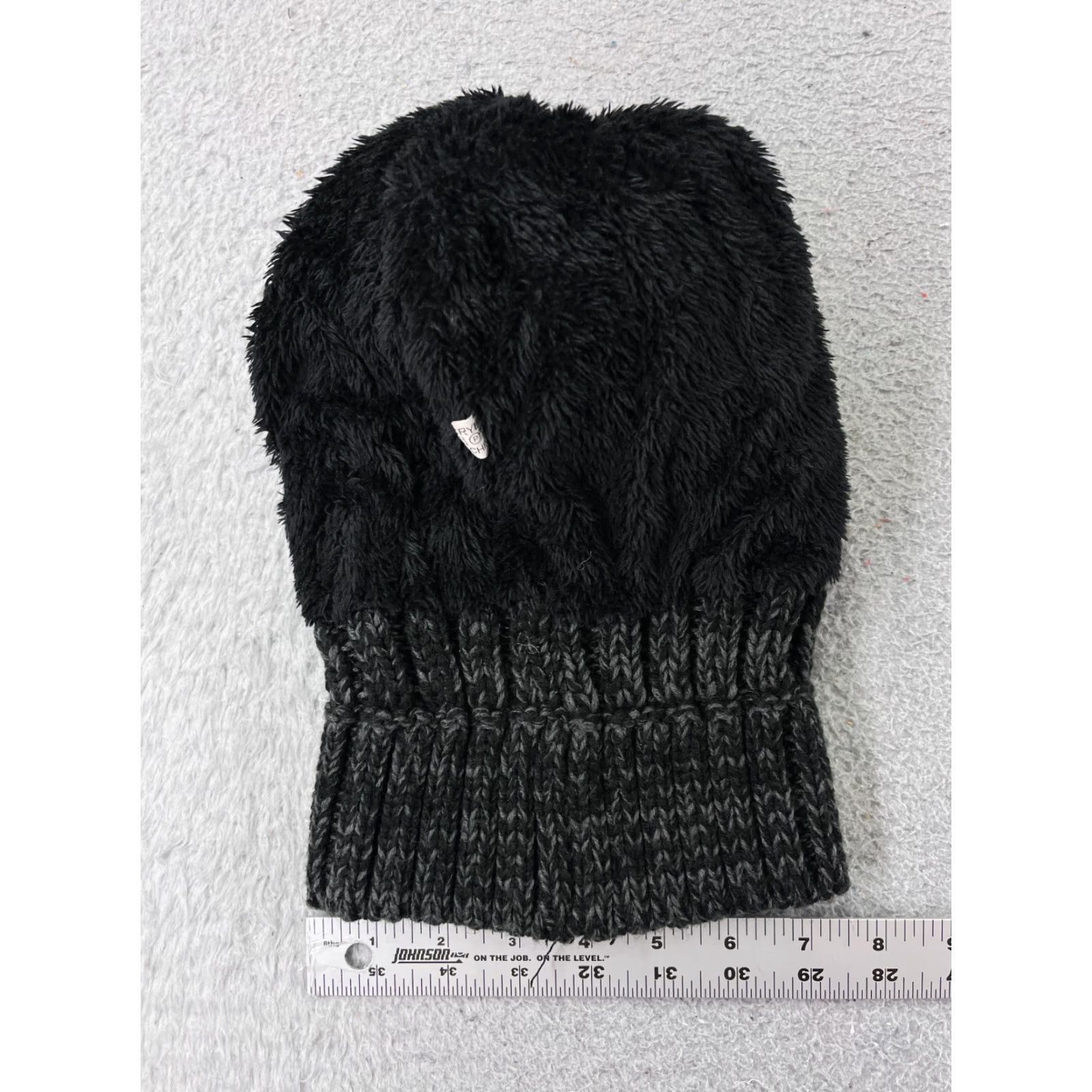 Vintage Page One Beanie Womens One Size Gray Chunky Knit 100% Acrylic Pom Size ONE SIZE - 6 Thumbnail