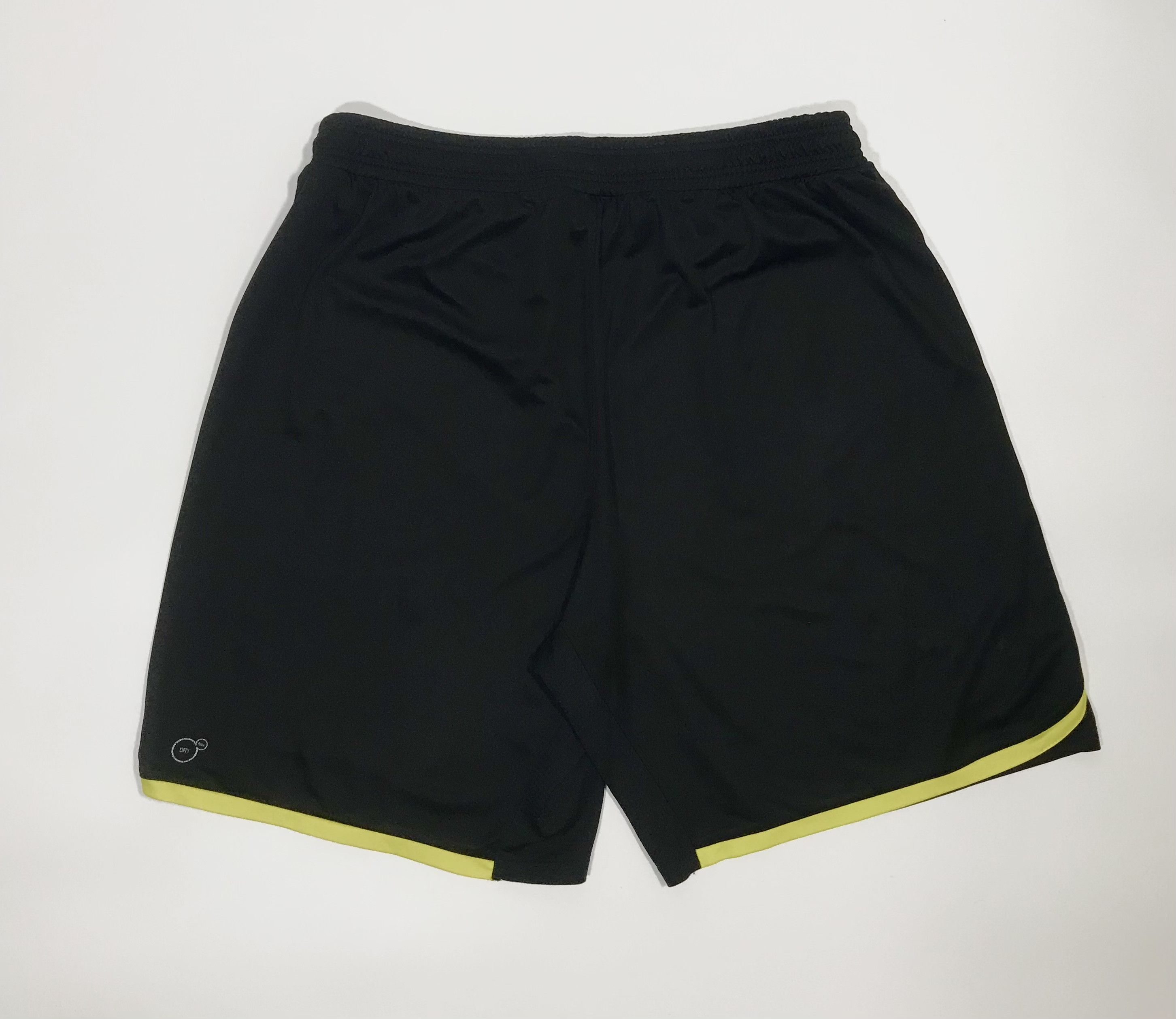 Puma FC Borussia Dortmund BVB Puma Training Shorts Size US 34 / EU 50 - 2 Thumbnail