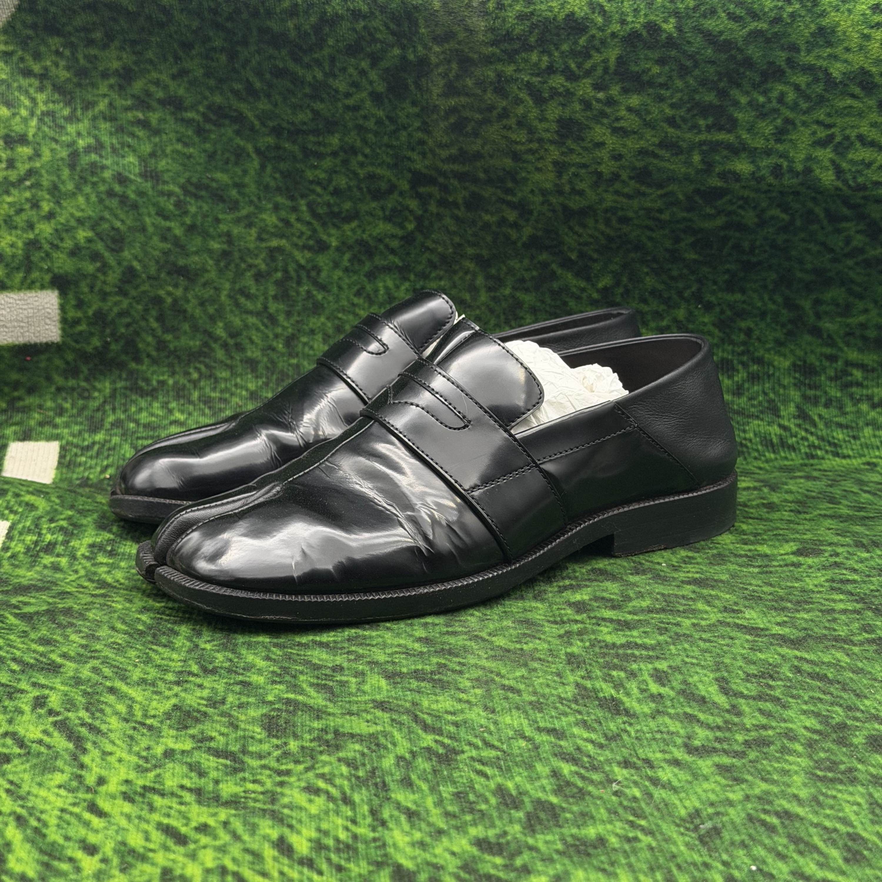 Maison Margiela Maison Margiela Tabi Penny Loafers Size 37 Size US 7 / IT 37 - 1 Thumbnail