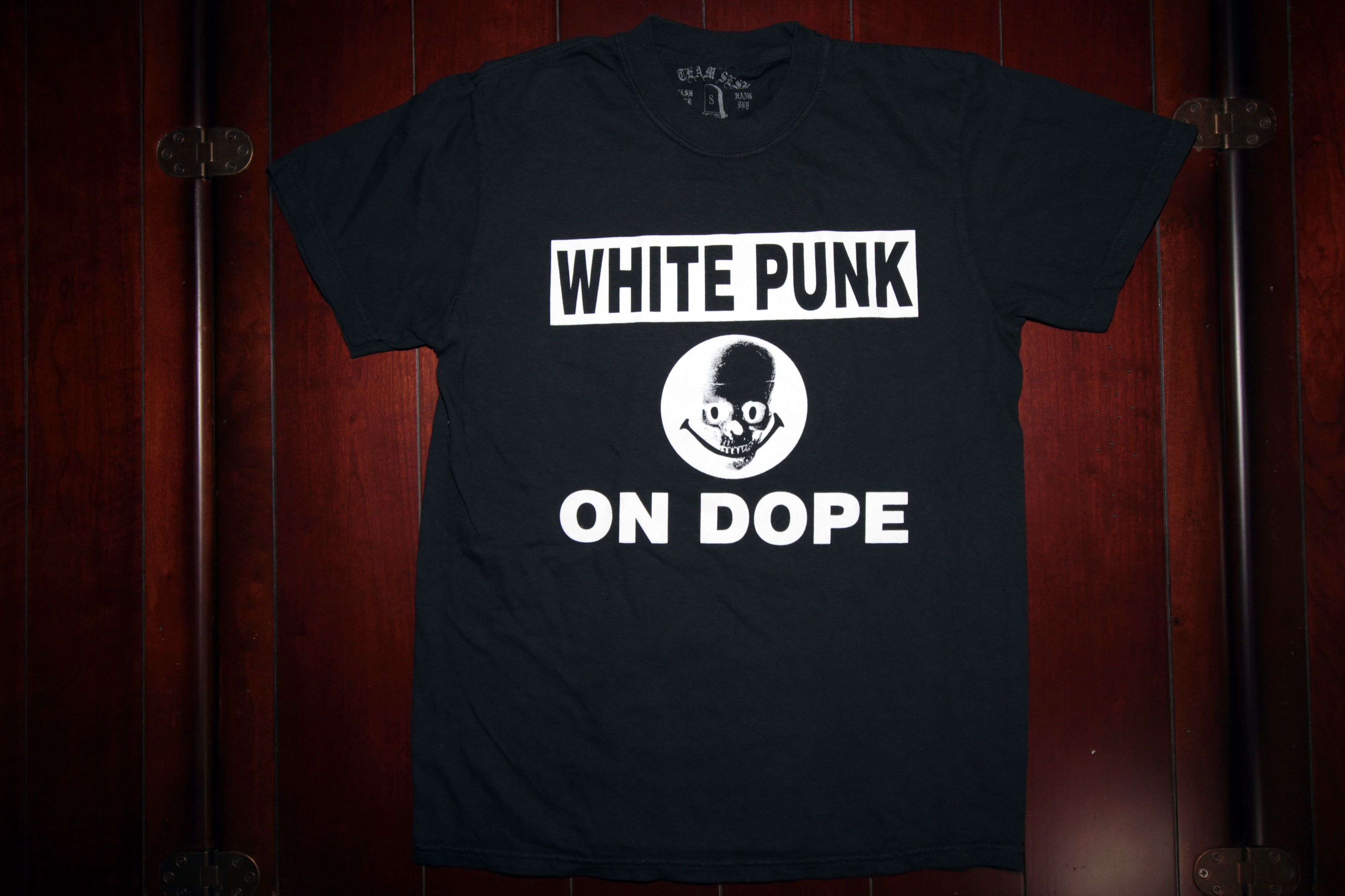 Bones × TeamSESH TeamSESH "WHITE PUNK ON DOPE" T-Shirt (Small) Size US S / EU 44-46 / 1 - 1 Thumbnail