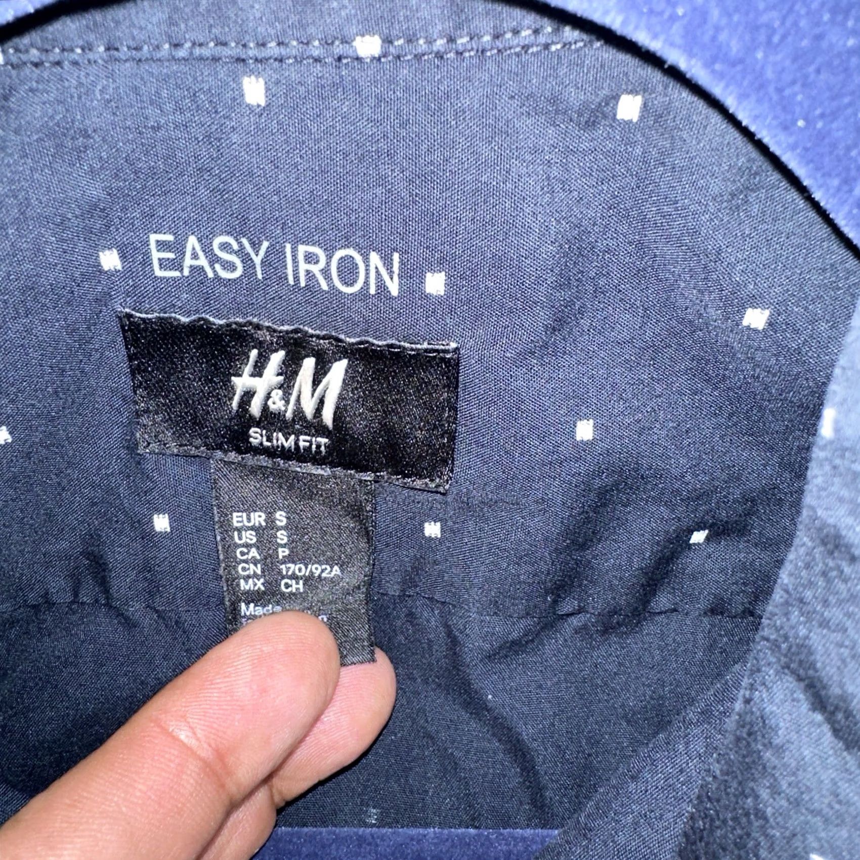 H&M H&M Men’s Button-Up Long Sleeve Shirt Small Black Shirt Mens XS? Size US S / EU 44-46 / 1 - 2 Thumbnail