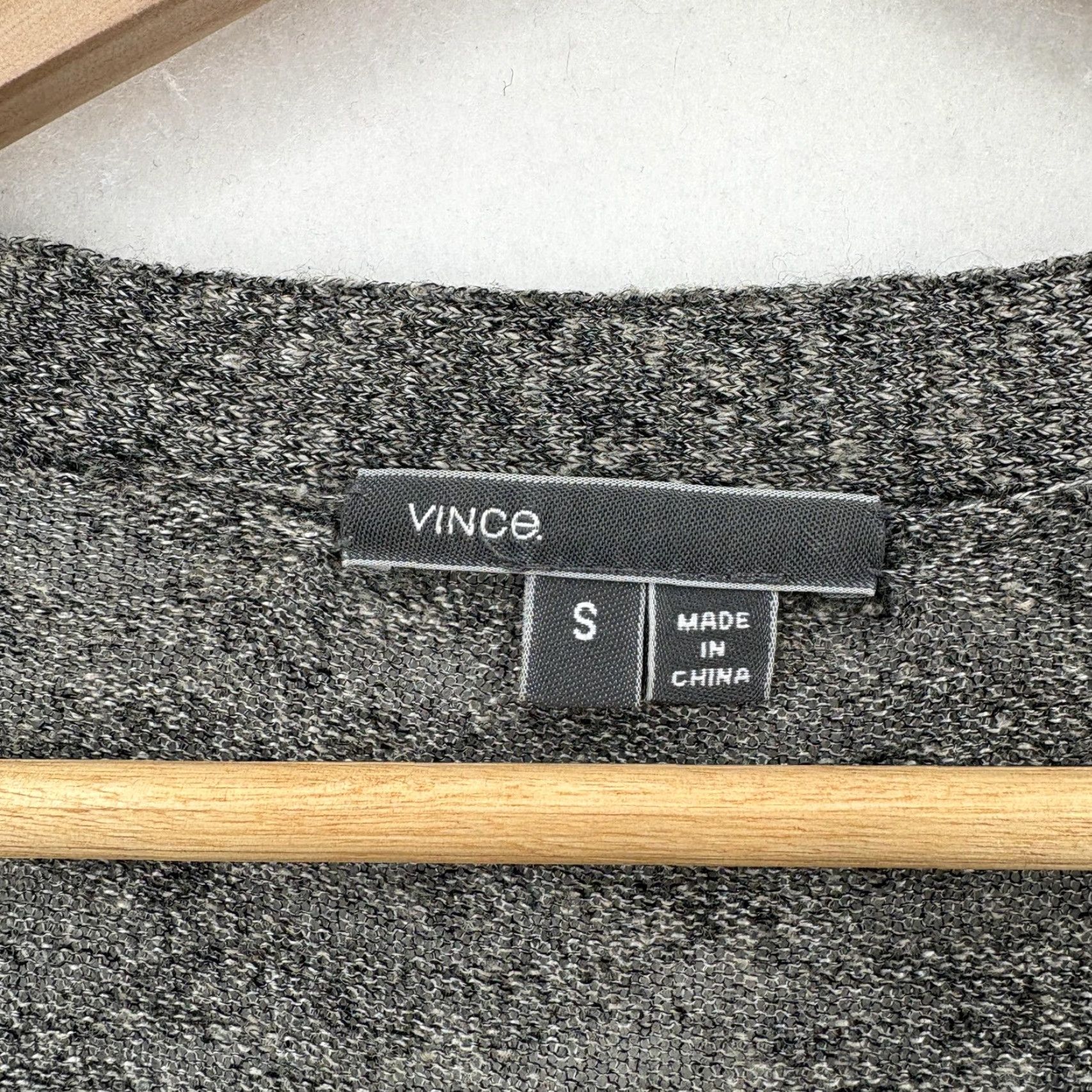 Vince Vince Womens Cardigan Sweater Longline Duster Pockets Gray Small V-Neck Linen Blend Knit Shirt/Top, 80% viscose, 20% linen, Lightweight Mens? Womens Size S / US 4 / IT 40 - 4 Thumbnail