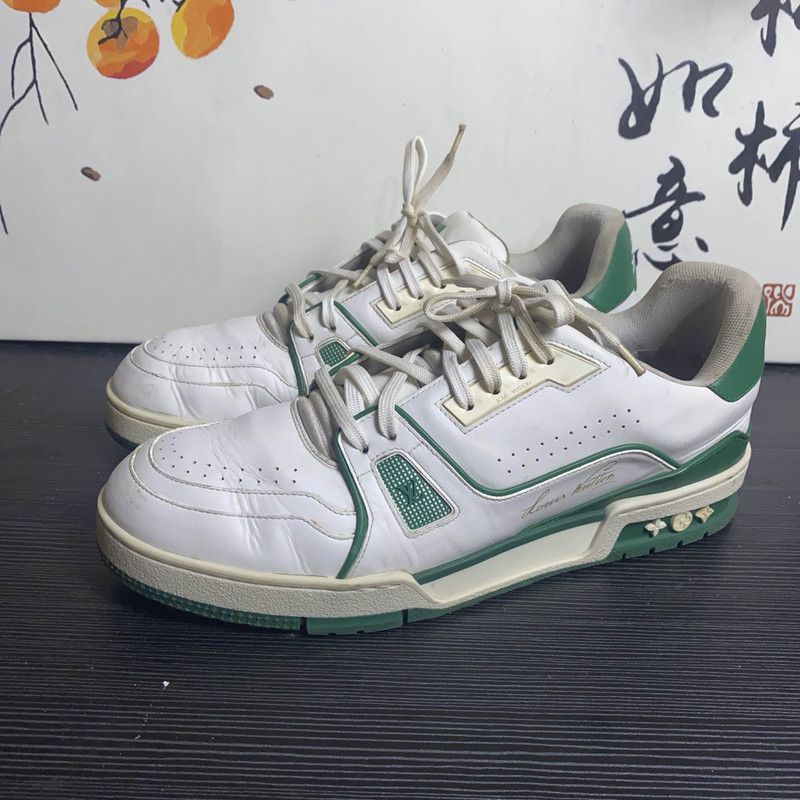Louis Vuitton Louis Vuitton Trainer Fashion Sneakers for Men 0079 Size US 10.5 / EU 43-44 - 1 Thumbnail