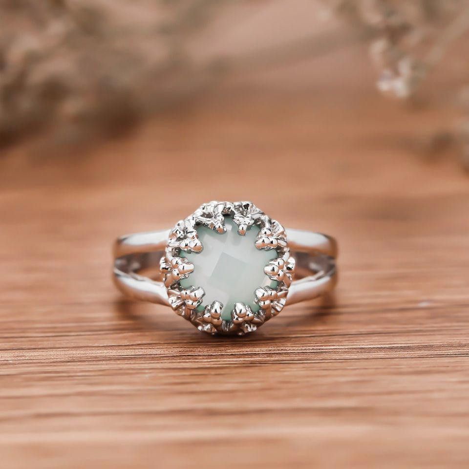 Designer Sterling Silver Vintage Green Peridot Retro Ring - Size 10 Size ONE SIZE - 2 Thumbnail