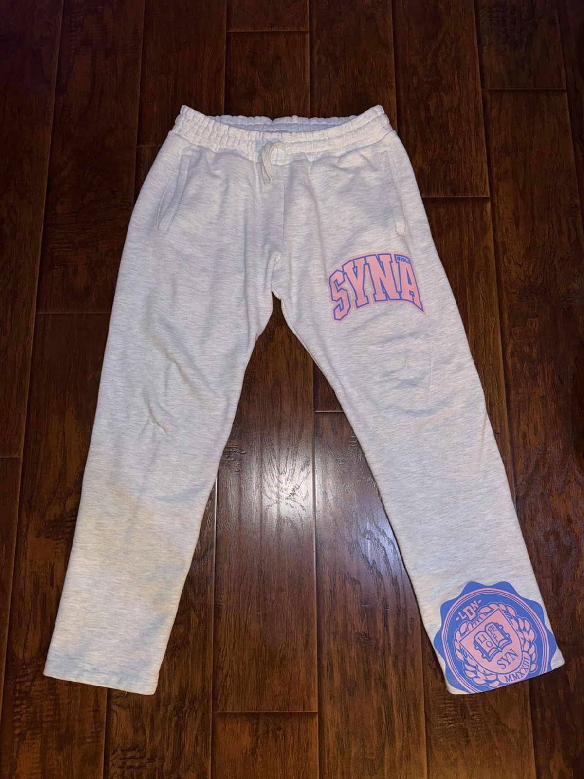 Syna World Life of Syn sweatpants