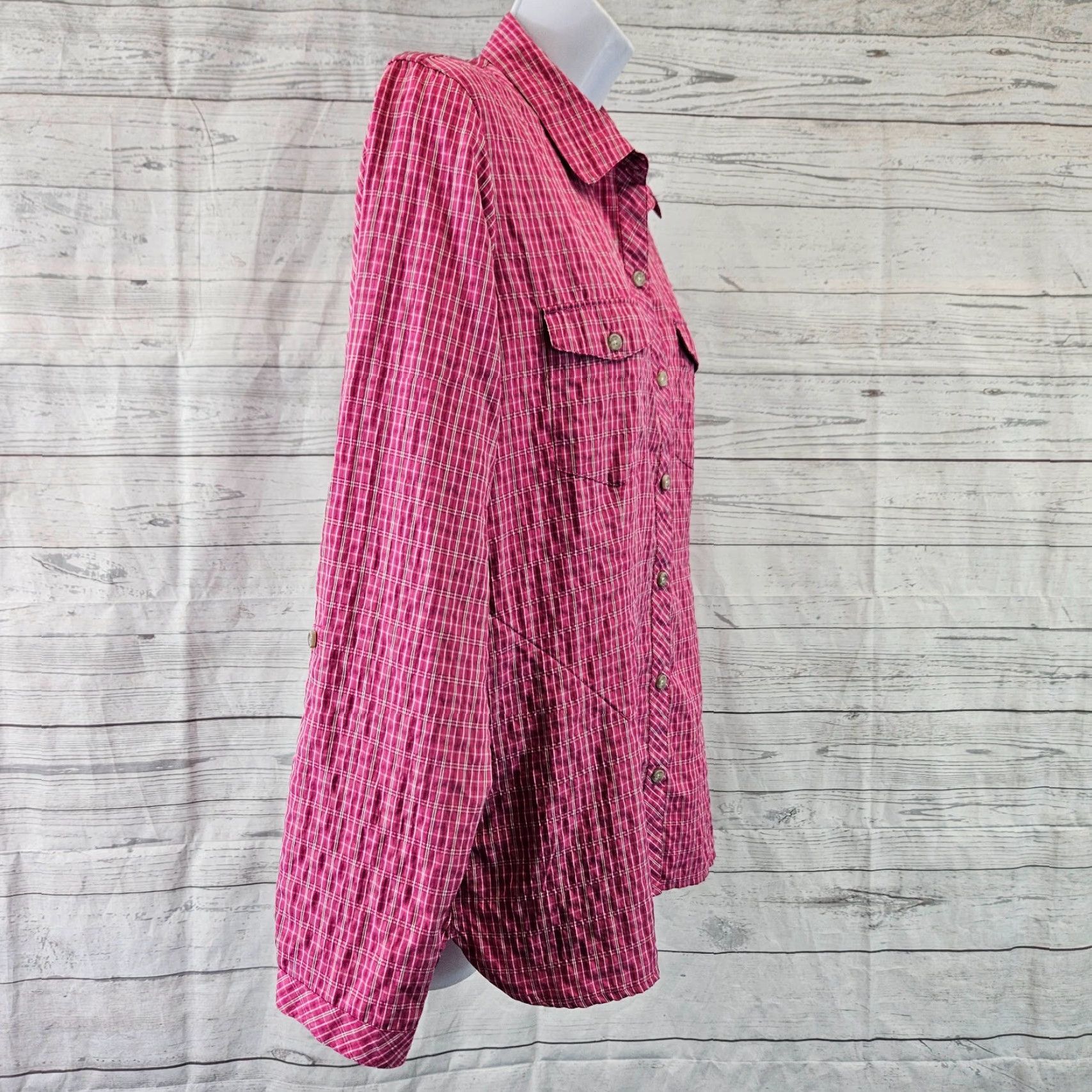 Eddie Bauer VINTAGE Eddie Bauer Travex Womens Button Front Top Sz Medium Pink Pockets Vented Size M / US 6-8 / IT 42-44 - 3 Thumbnail